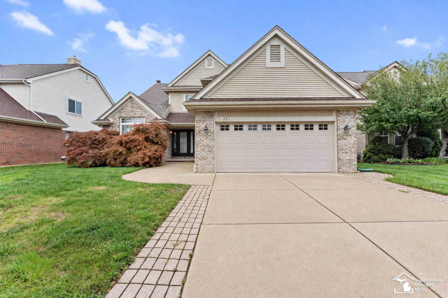 16851 Silverado Drive, Southgate, MI 48195