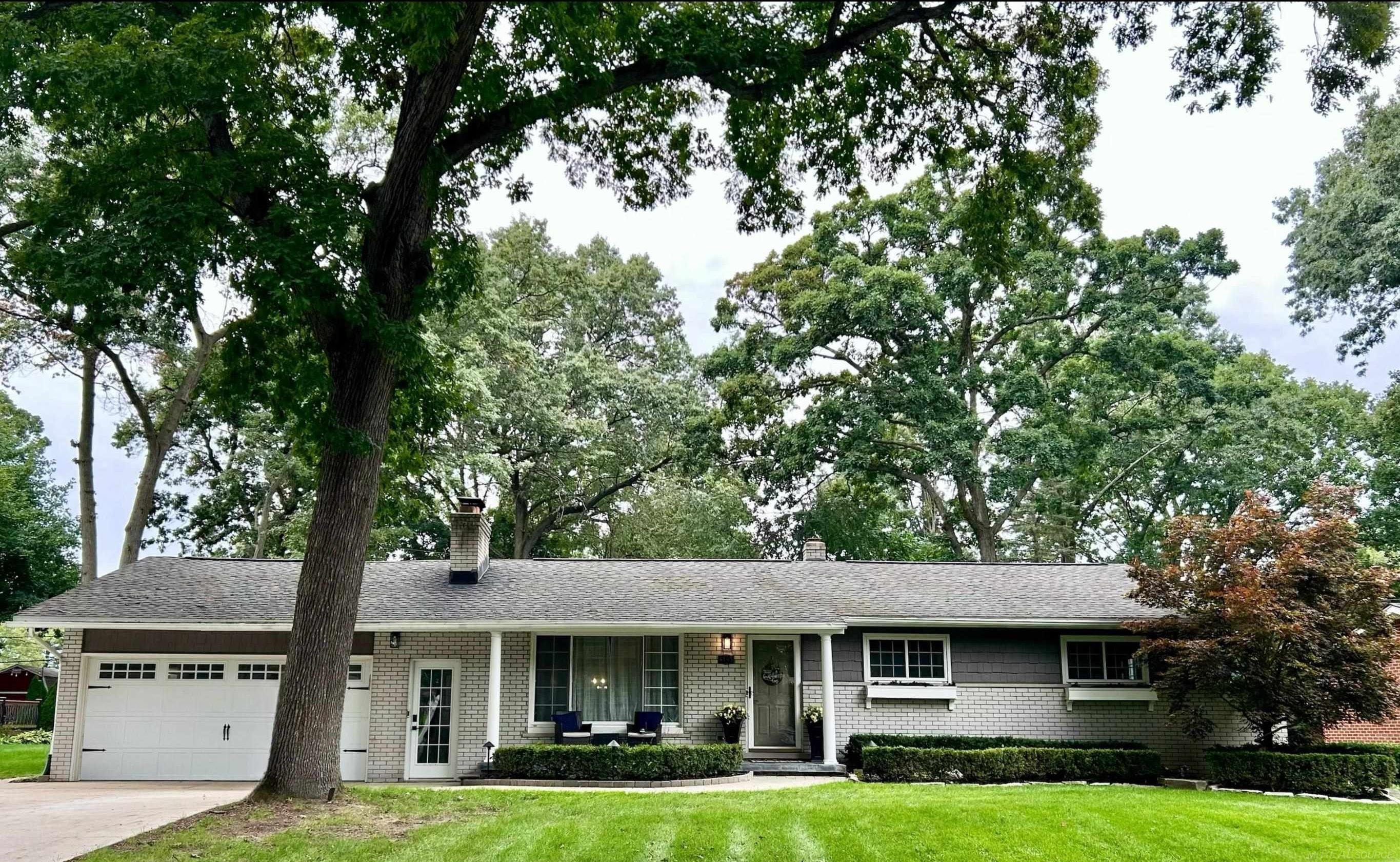 6103 Thorneycroft Drive, Shelby Twp, MI 48316