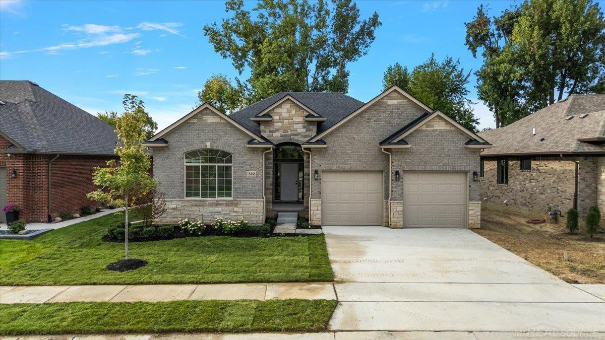 16468 Via Villagio Street, Macomb, MI 48042