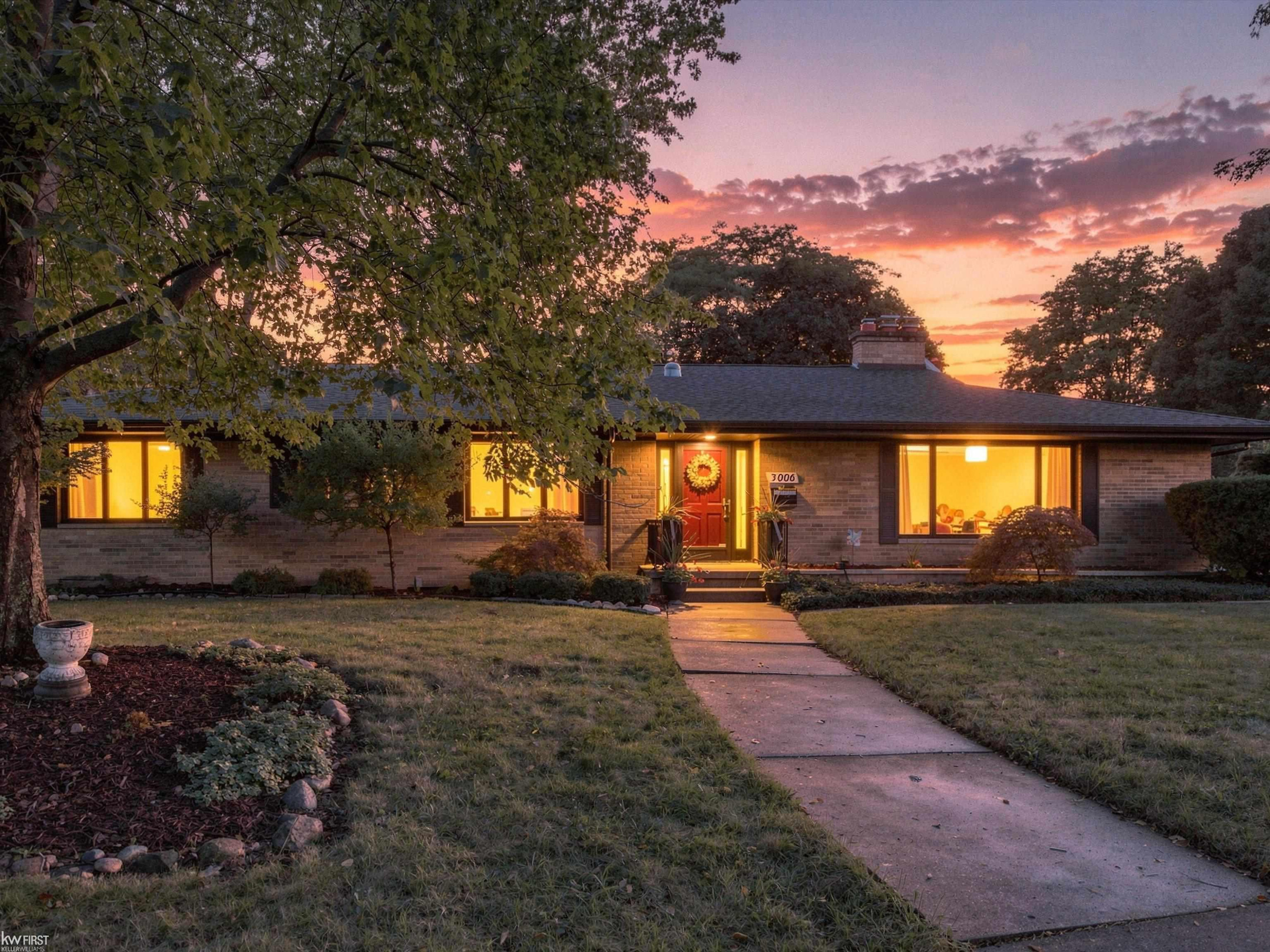 3006 Hawthorne Drive, Flint, MI 48503