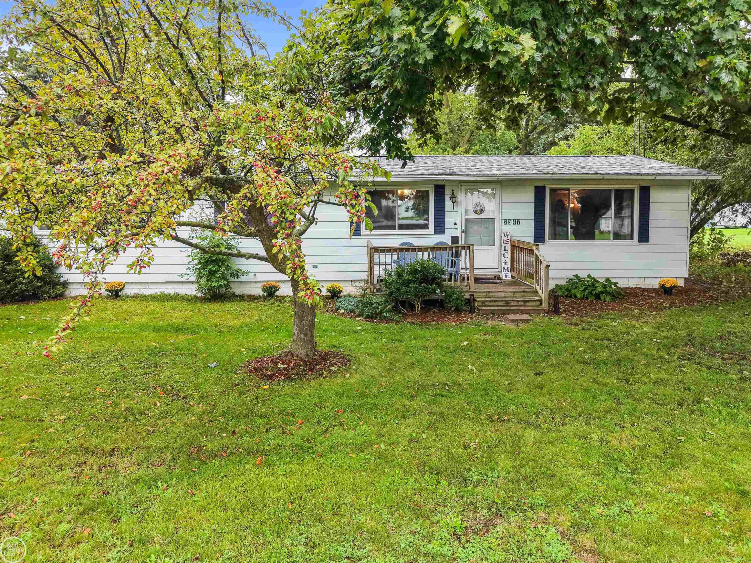 2547 Maple Street, Deckerville, MI 48427