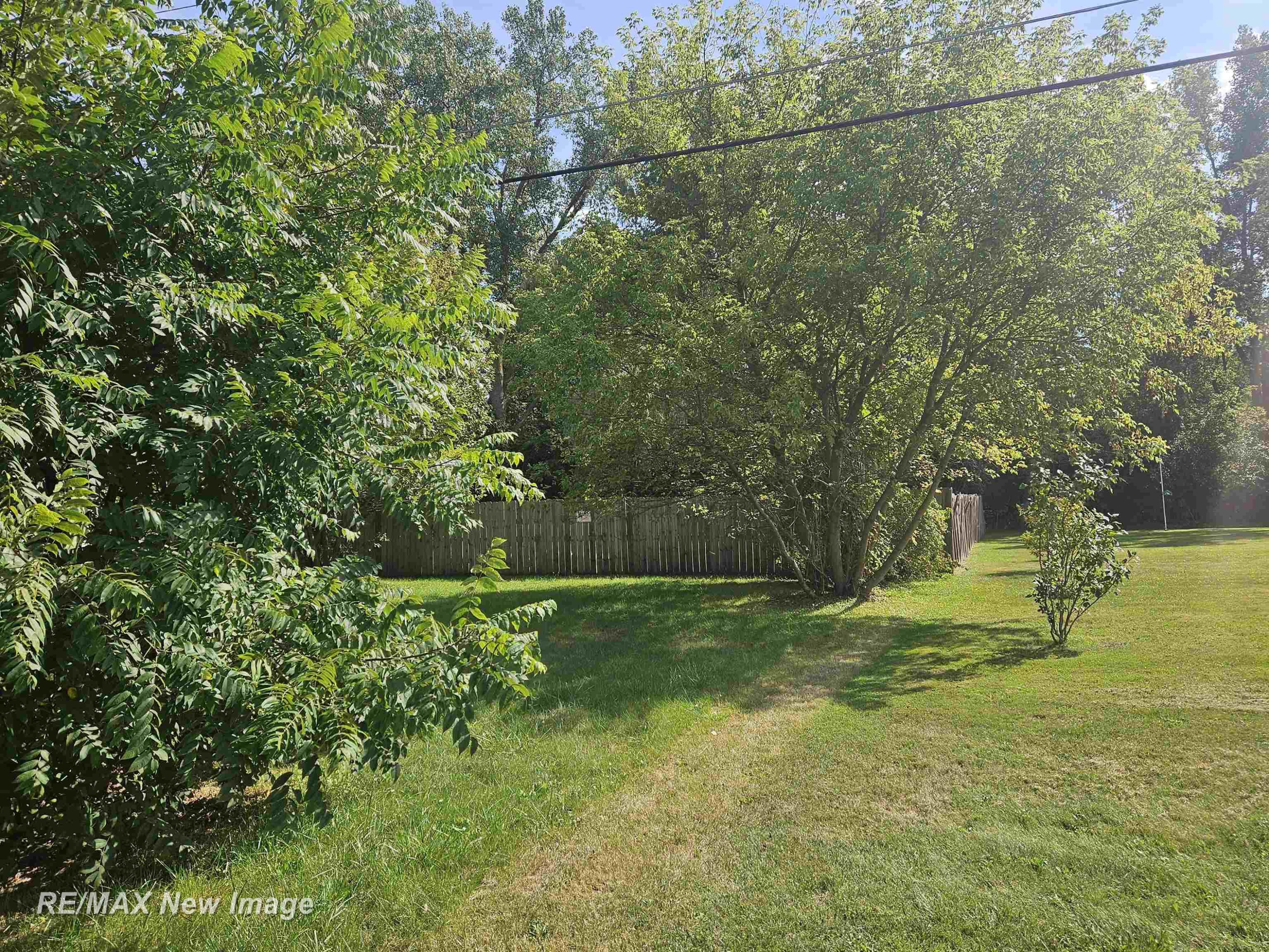 7101 McCliggott Road, Saginaw, MI 48609