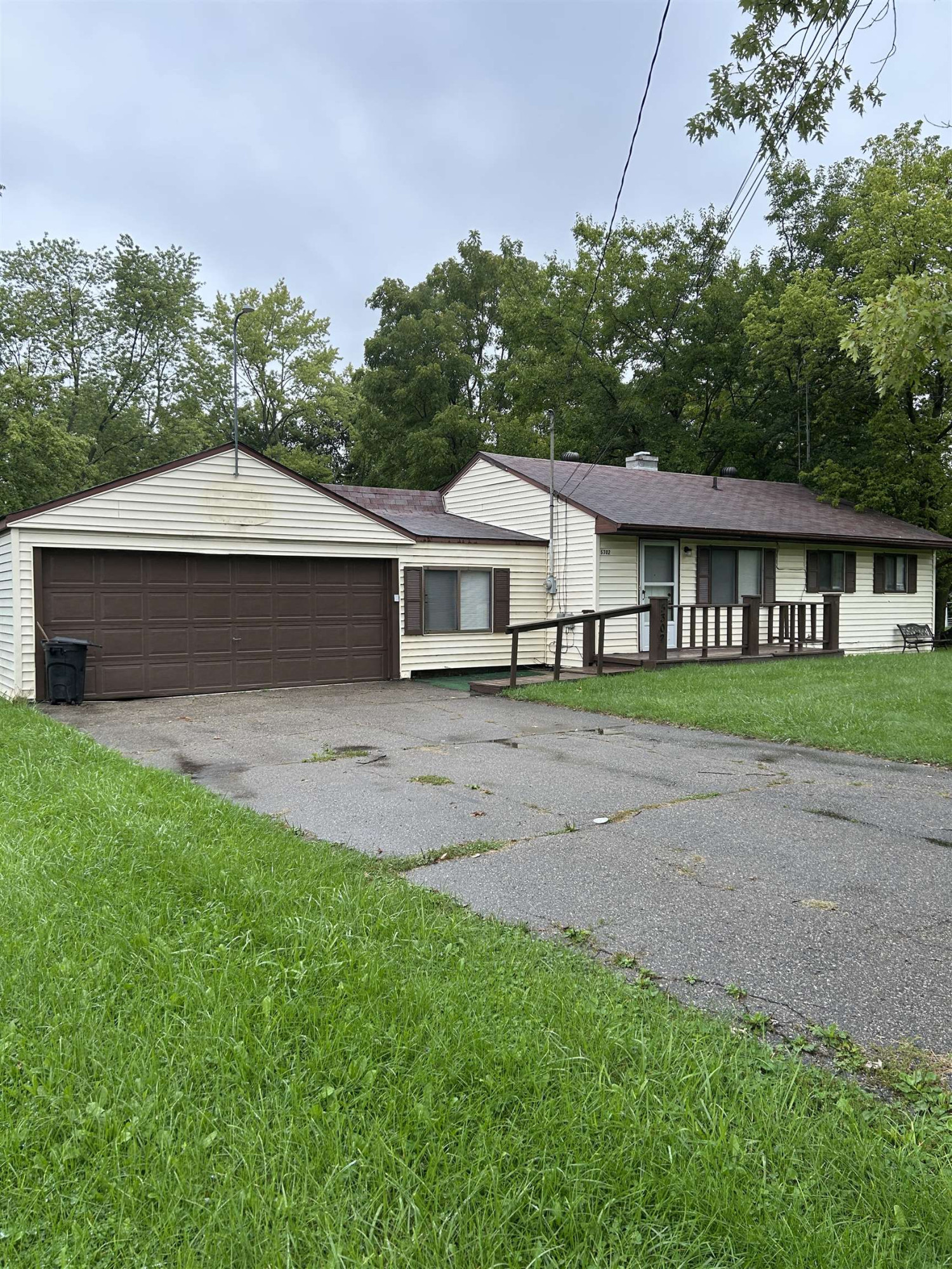 Property photo for 5302 Brobeck Street, Flint, MI 48532