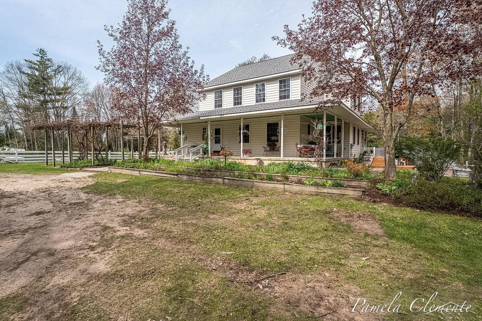 Property photo for 1519 N Roscommon Road, Roscommon, MI 48653