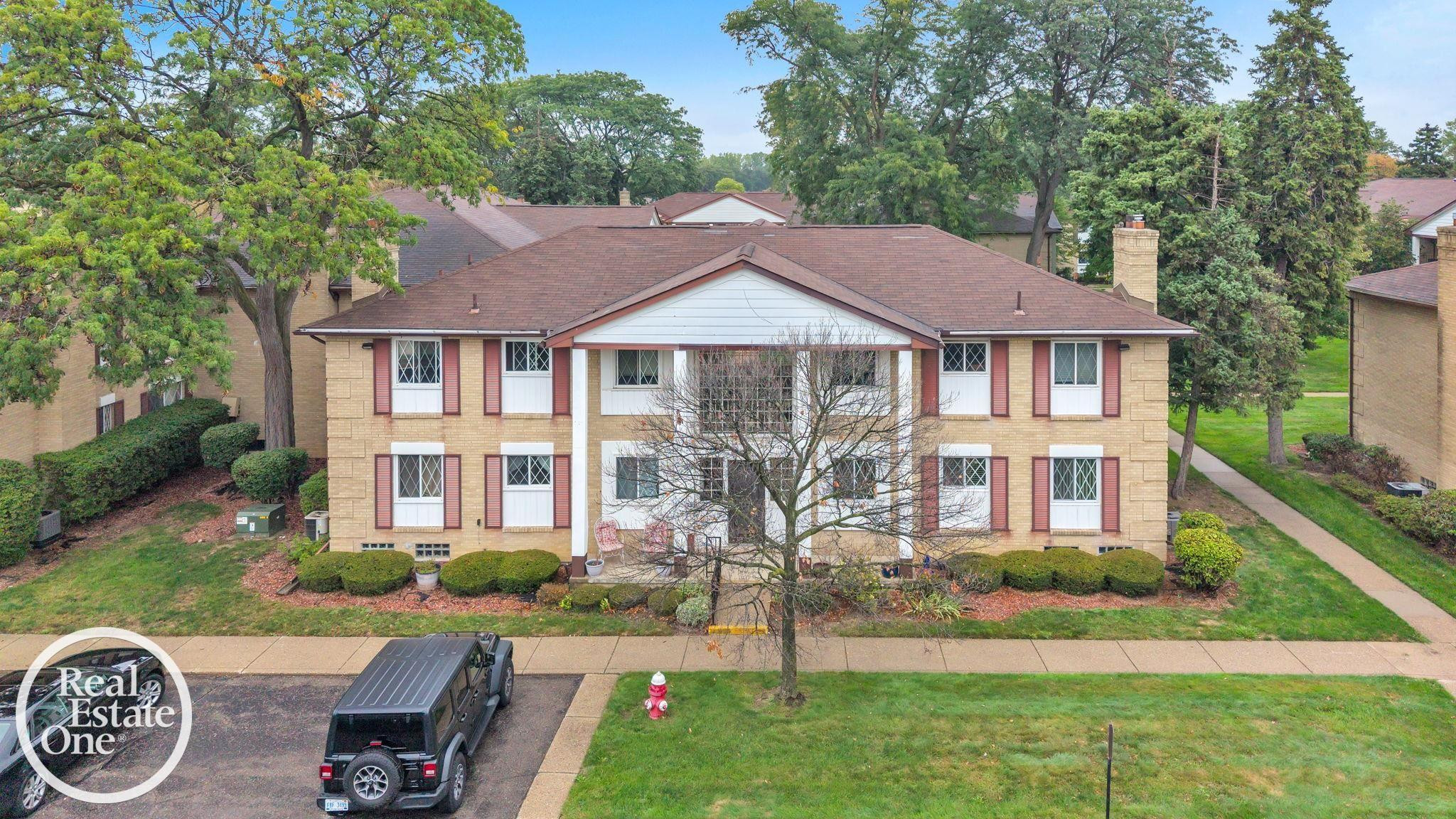 29225 Hayes Road, 11 building I, Warren, MI 48088