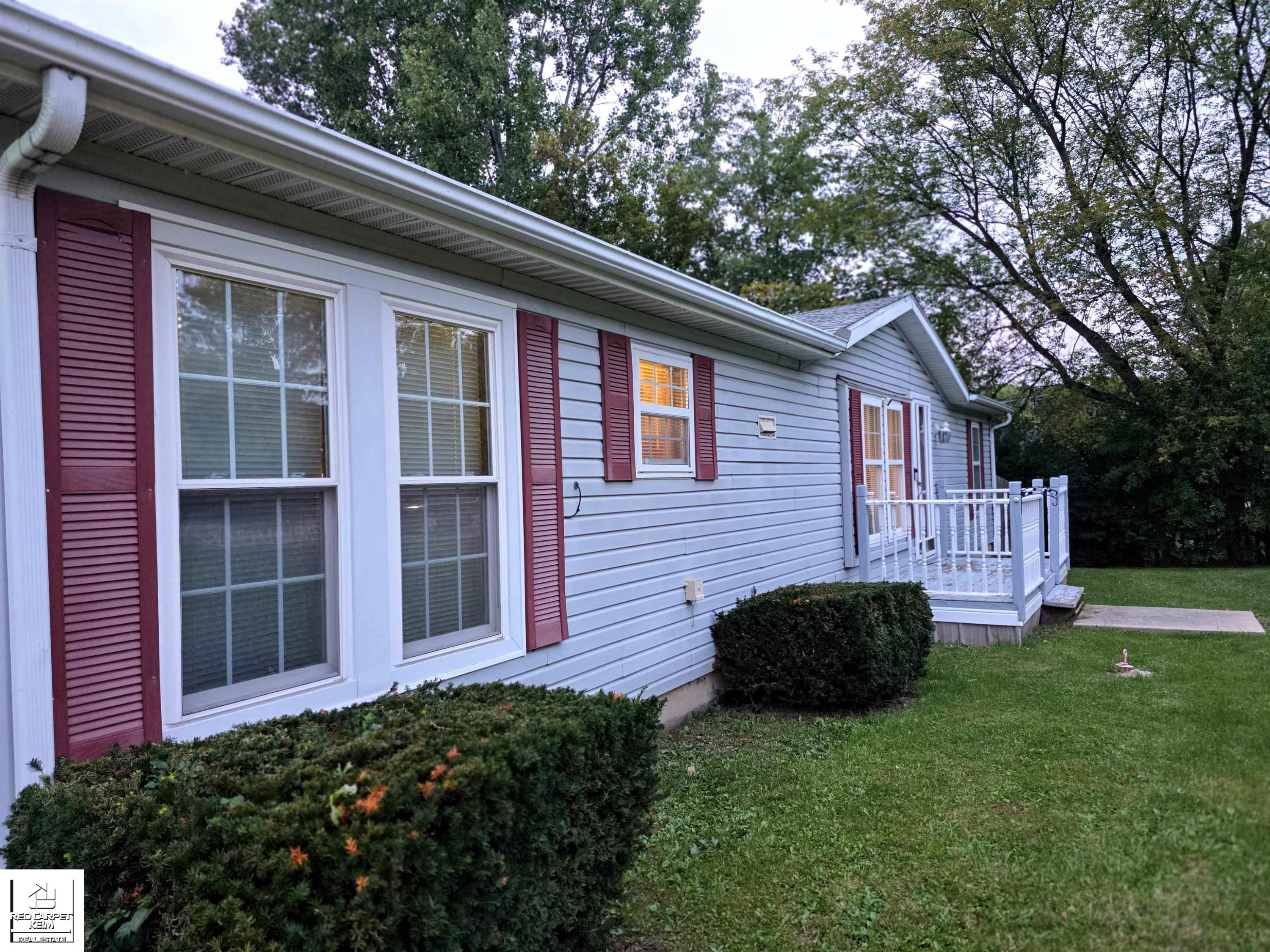 1370 S Graham Road, Flint, MI 48532
