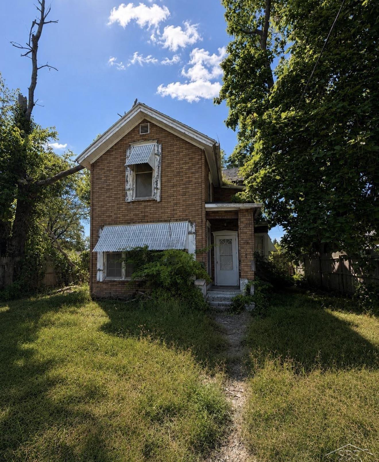 456 Broadway Avenue, Benton Harbor, MI 49022