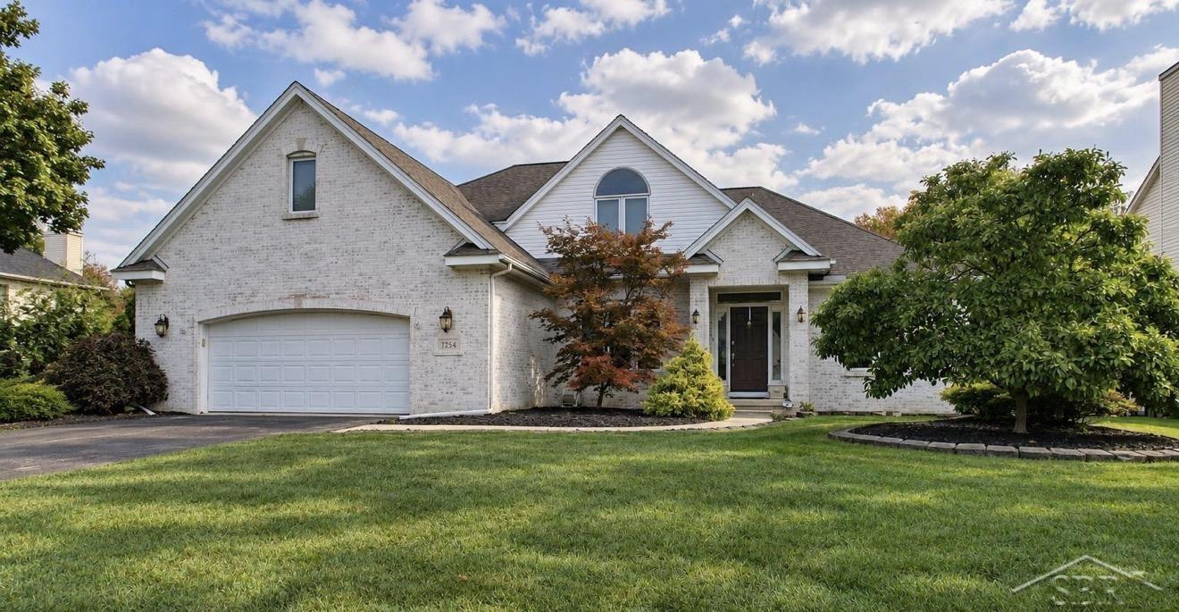 7254 Hidden Lane Court, Lambertville, MI 48144