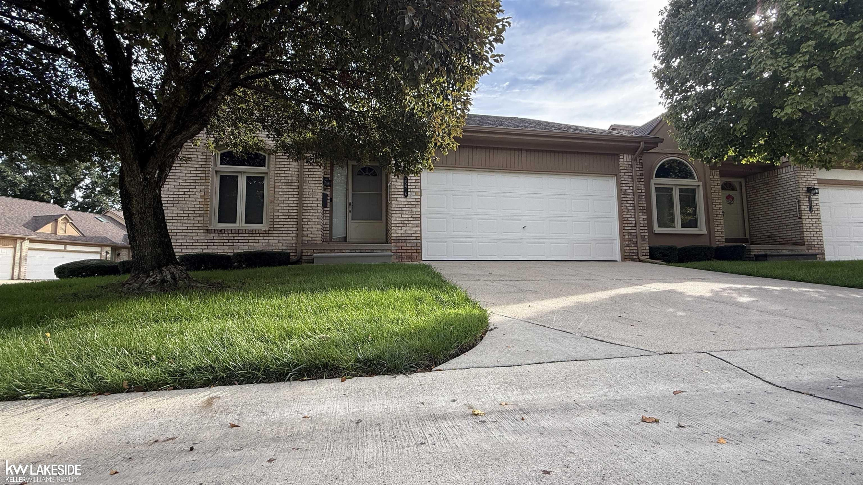 35916 Fierimonte Drive, Clinton Twp, MI 48035