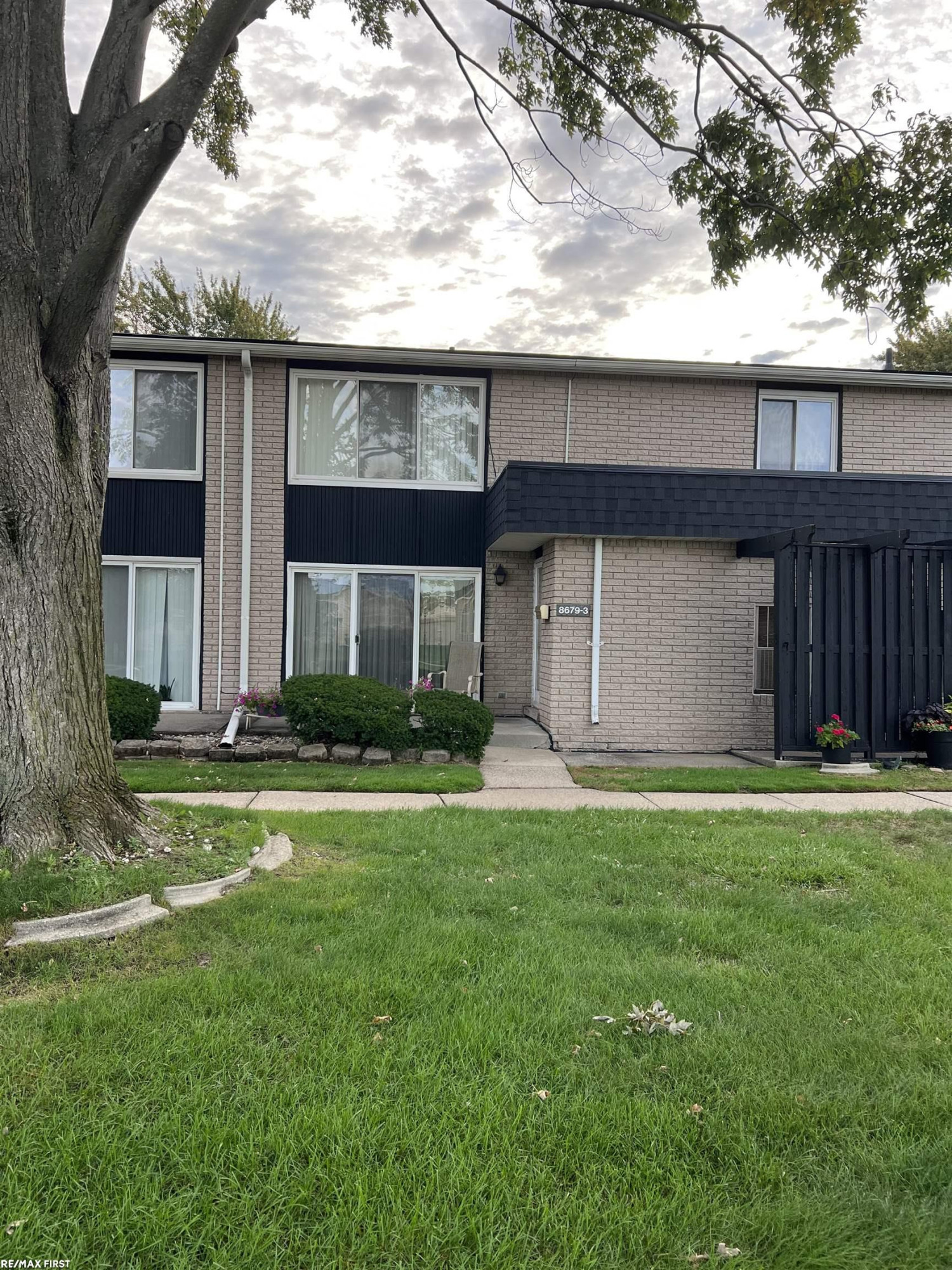 8679 Kennedy Circle, 3, Warren, MI 48093
