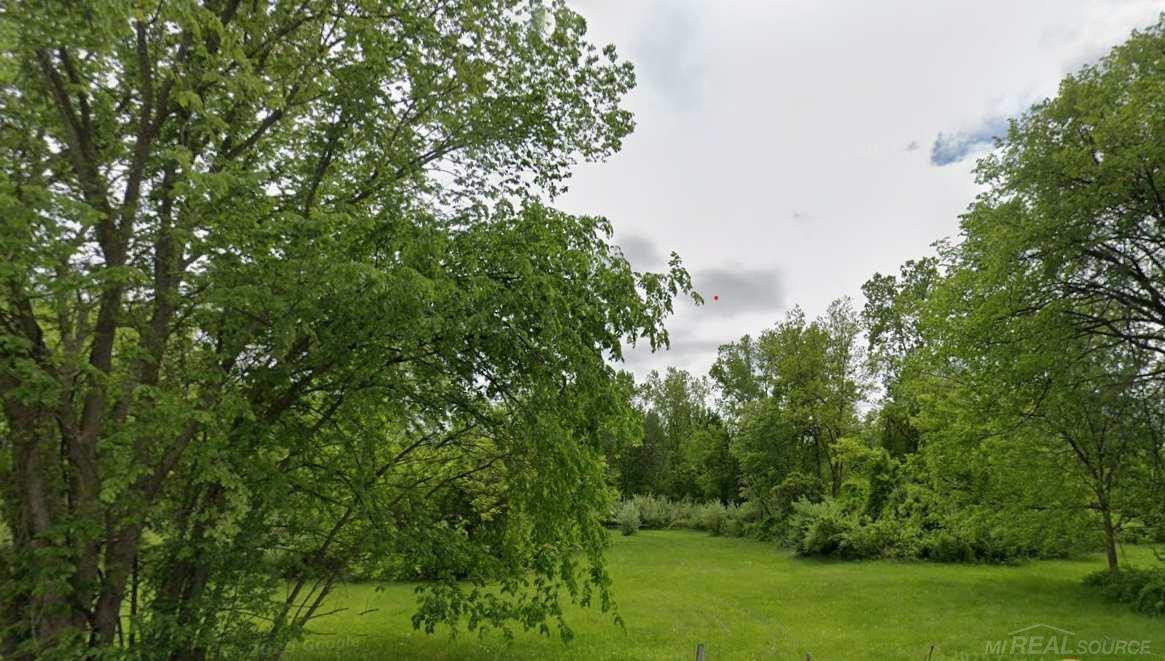 37521 Utica Road, Sterling Heights, MI 48312