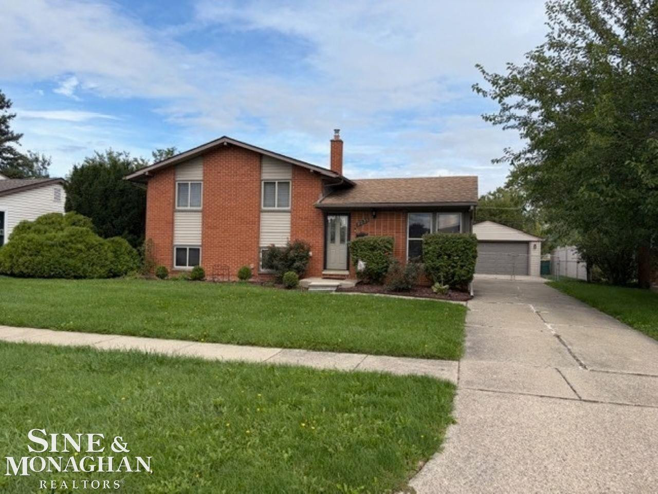 2331 Parliament Drive, Sterling Heights, MI 48310