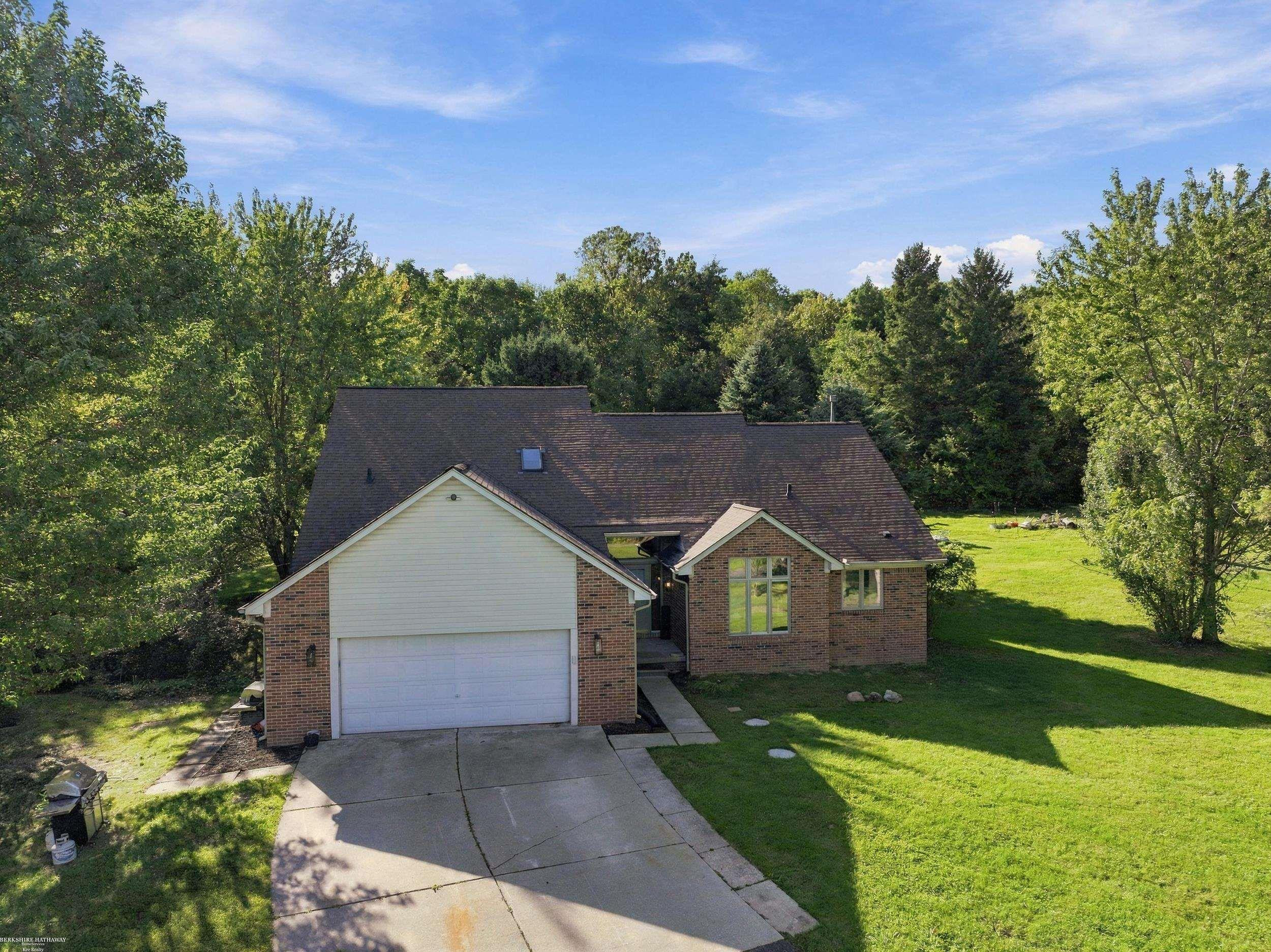 80131 Hipp Road - Photo 2