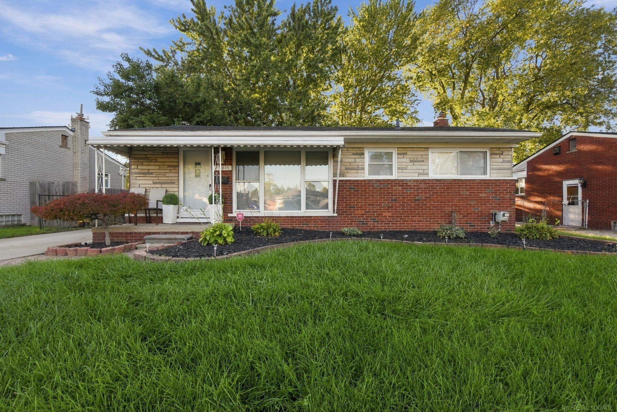 25015 Wagner Avenue, Warren, MI 48089