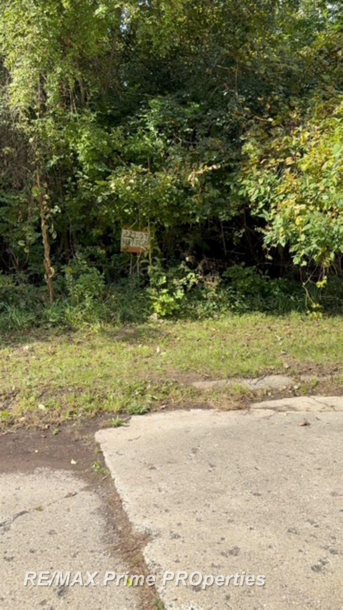 00 River Oaks Drive, Flint, MI 48532