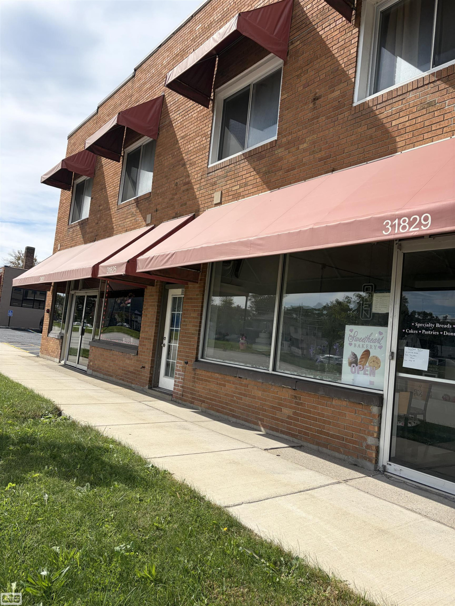 31825 Mound Road, 202, Warren, MI 48092