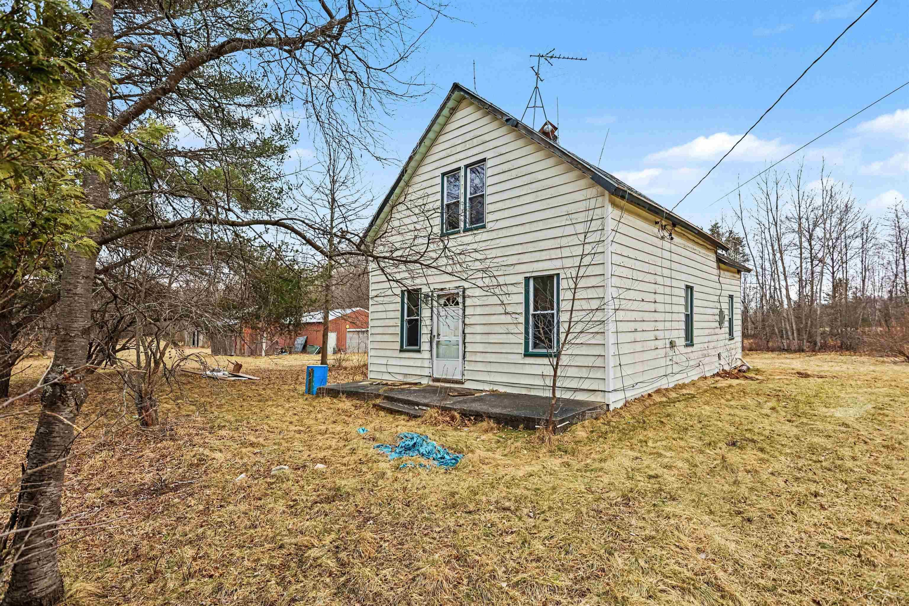 5628 S Orr Road, Saint Charles, MI 48655
