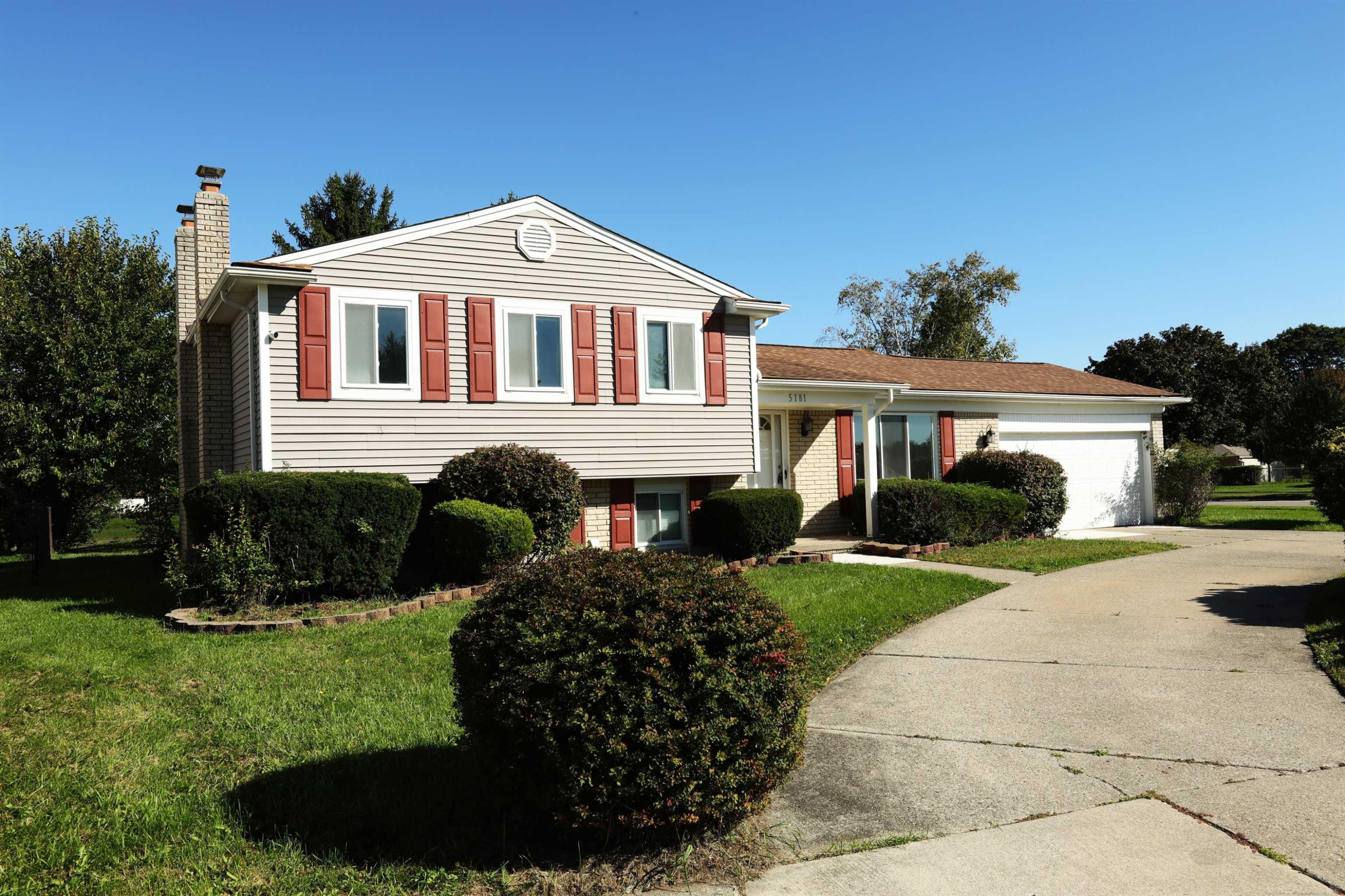 5181 Fredrick Drive, Sterling Heights, MI 48310