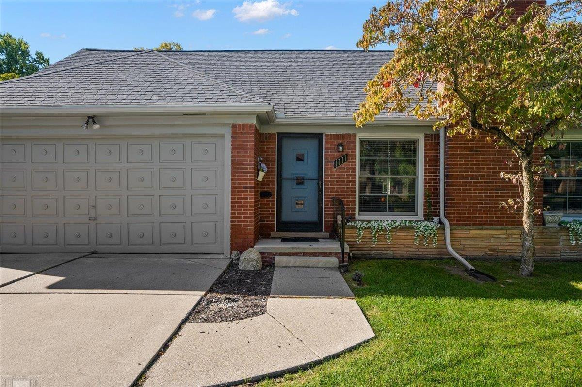 1111 S Renaud Road - Photo 3