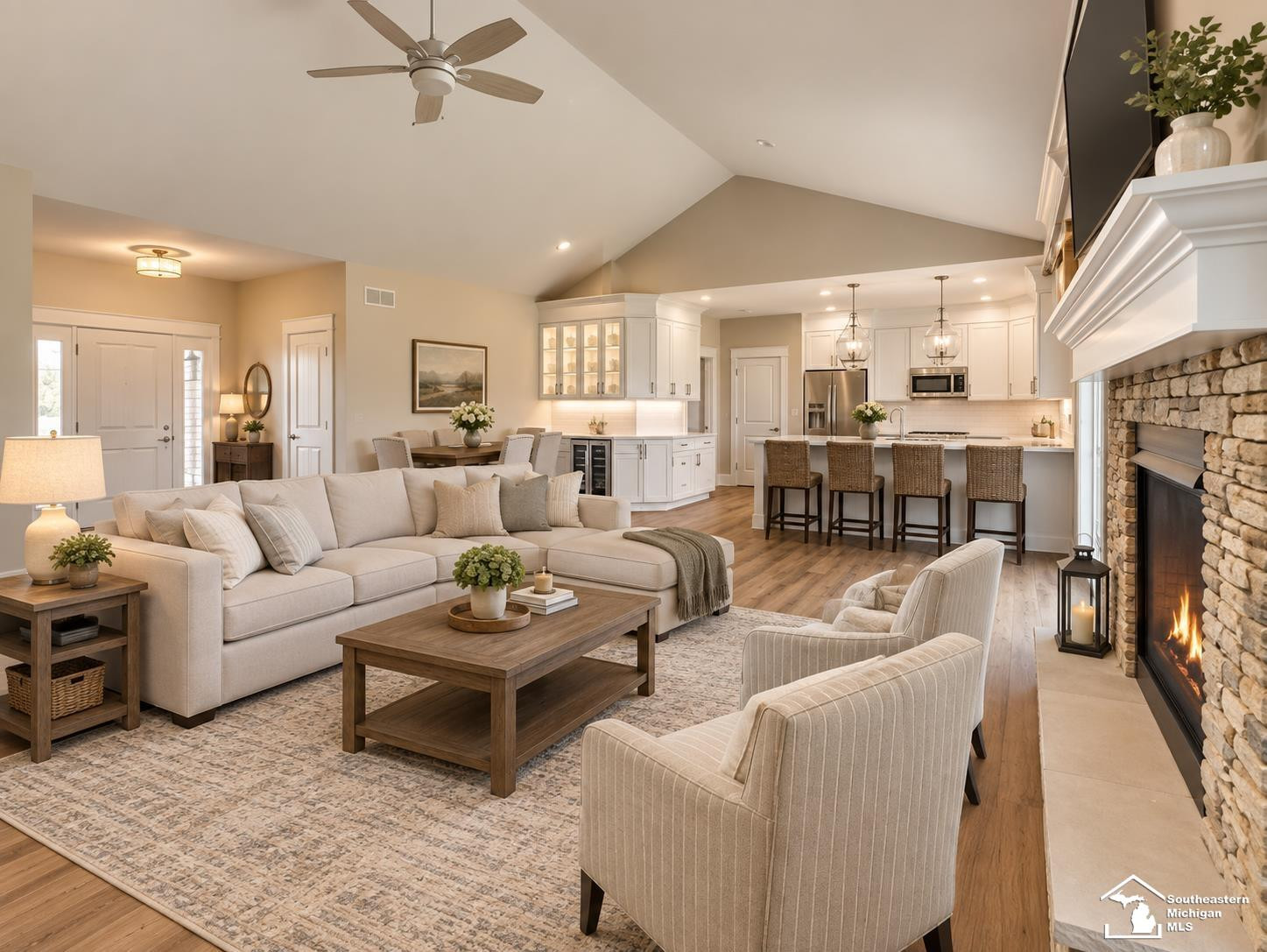 792 E Sweet Briar Lane - Photo 5
