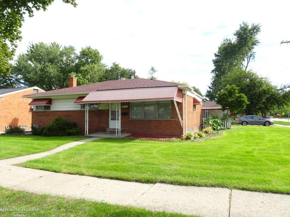 28014 Lorraine Avenue, Warren, MI 48093