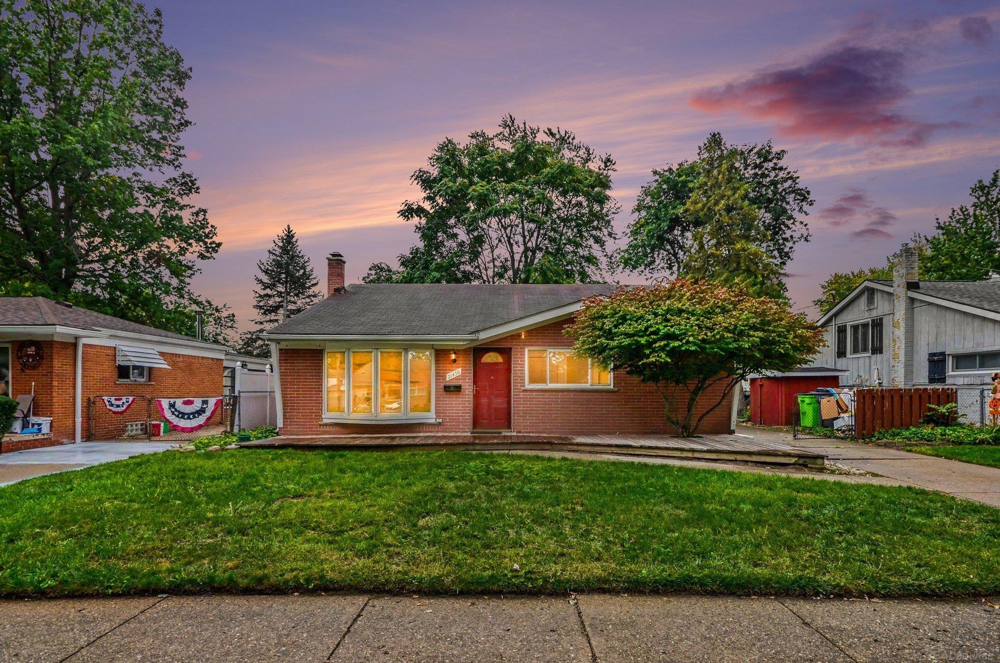 21436 Sunnyview Street, Clinton Twp, MI 48035