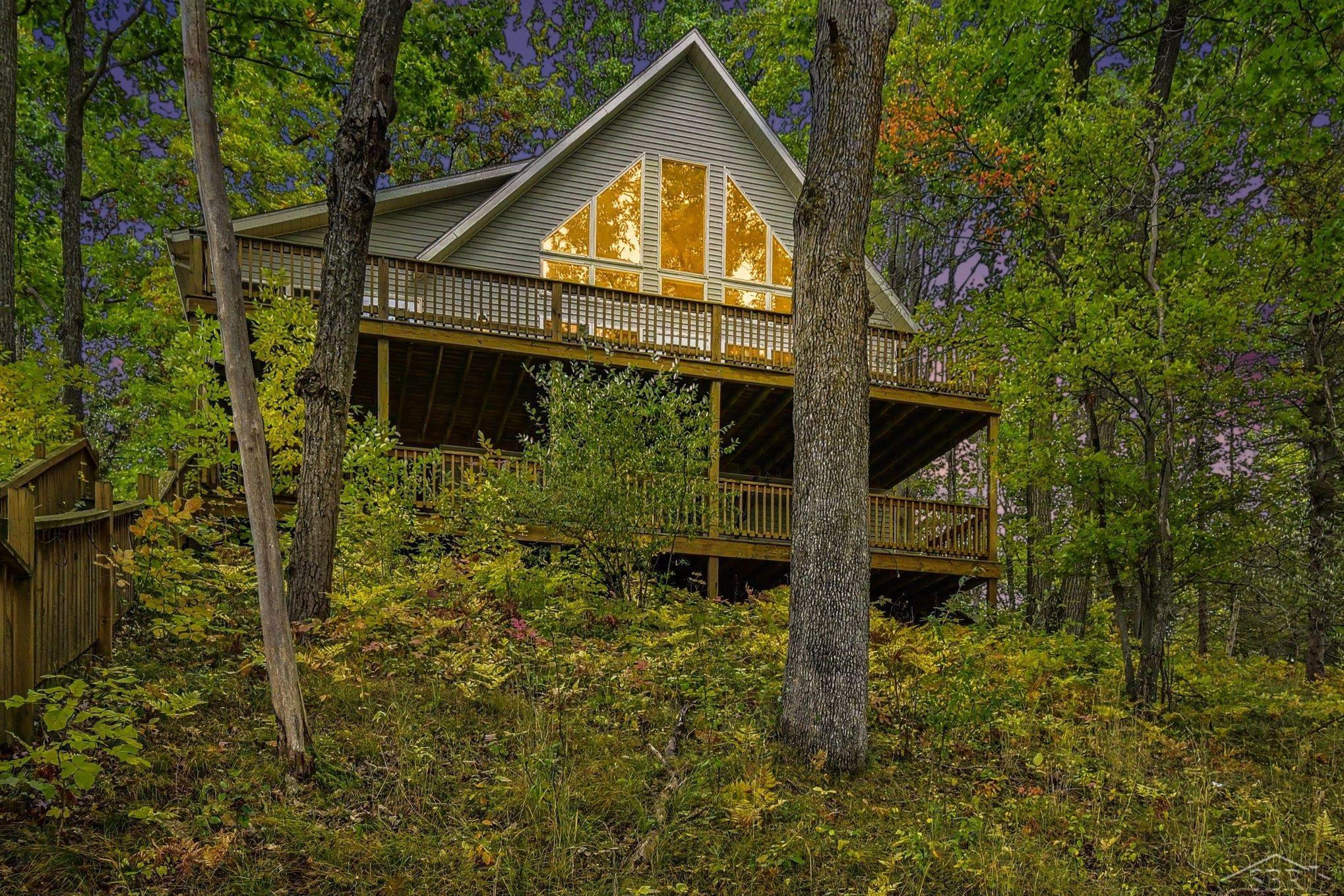 4500 Woodridge Drive, Hale, MI 48739