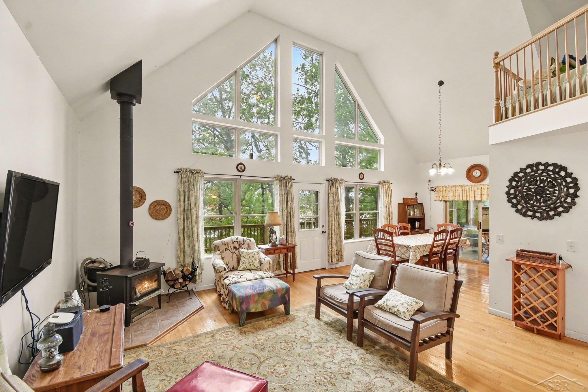 4500 Woodridge Drive - Photo 2
