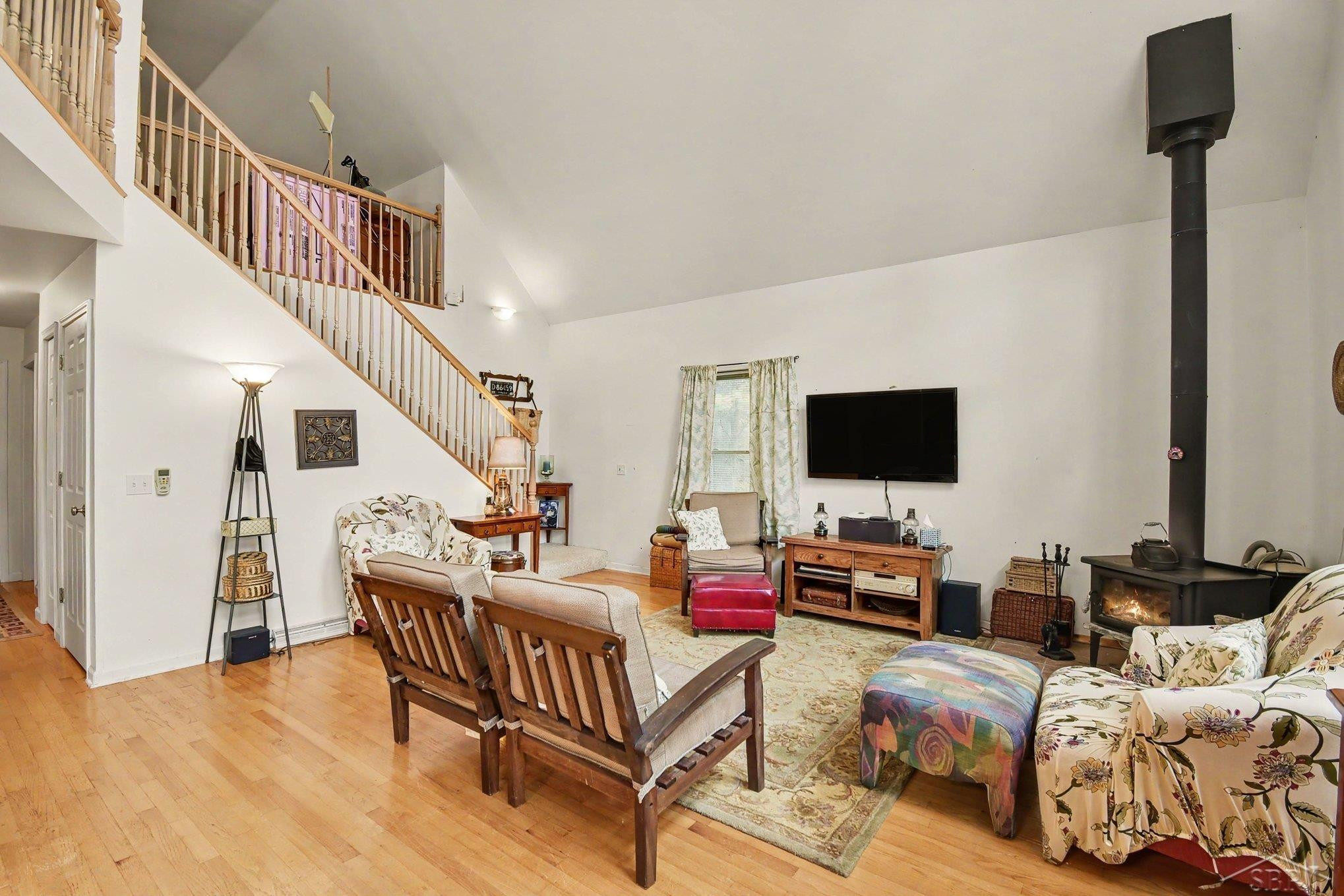 4500 Woodridge Drive - Photo 3