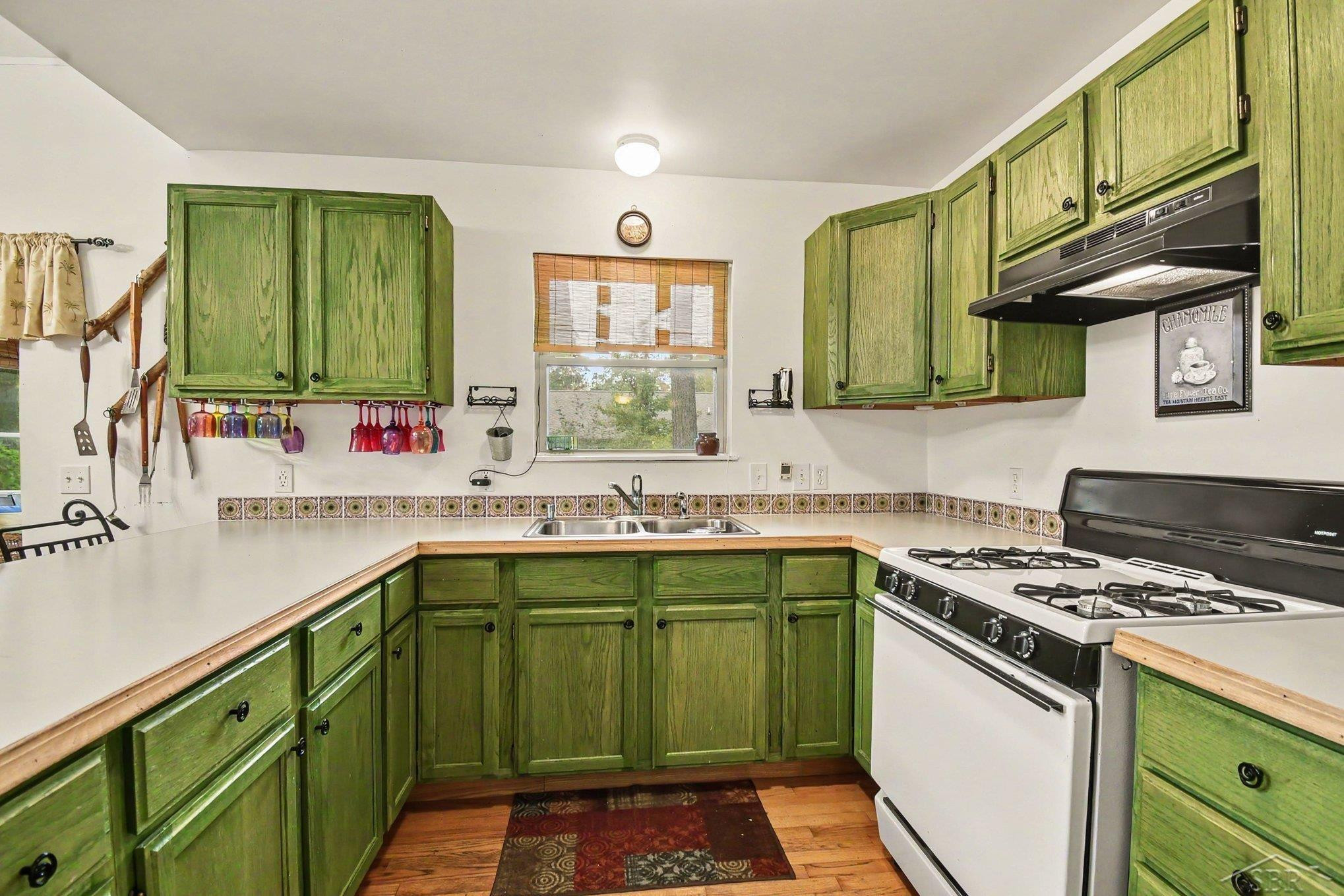 4500 Woodridge Drive - Photo 4