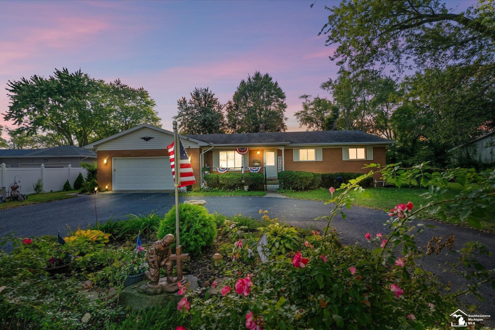 14564 S Dixie Highway, Monroe, MI 48161