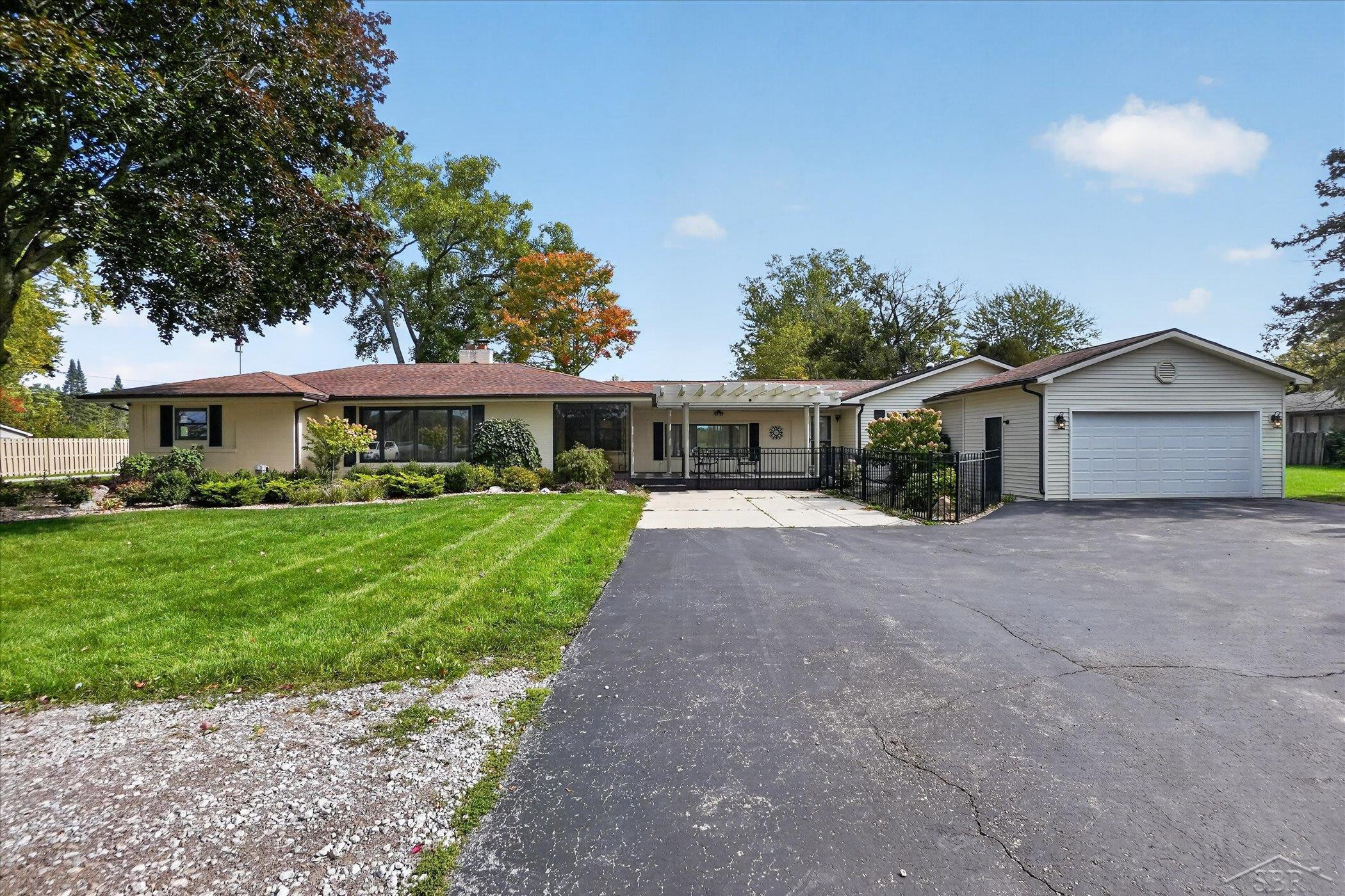 3850 Midland Road - Photo 2