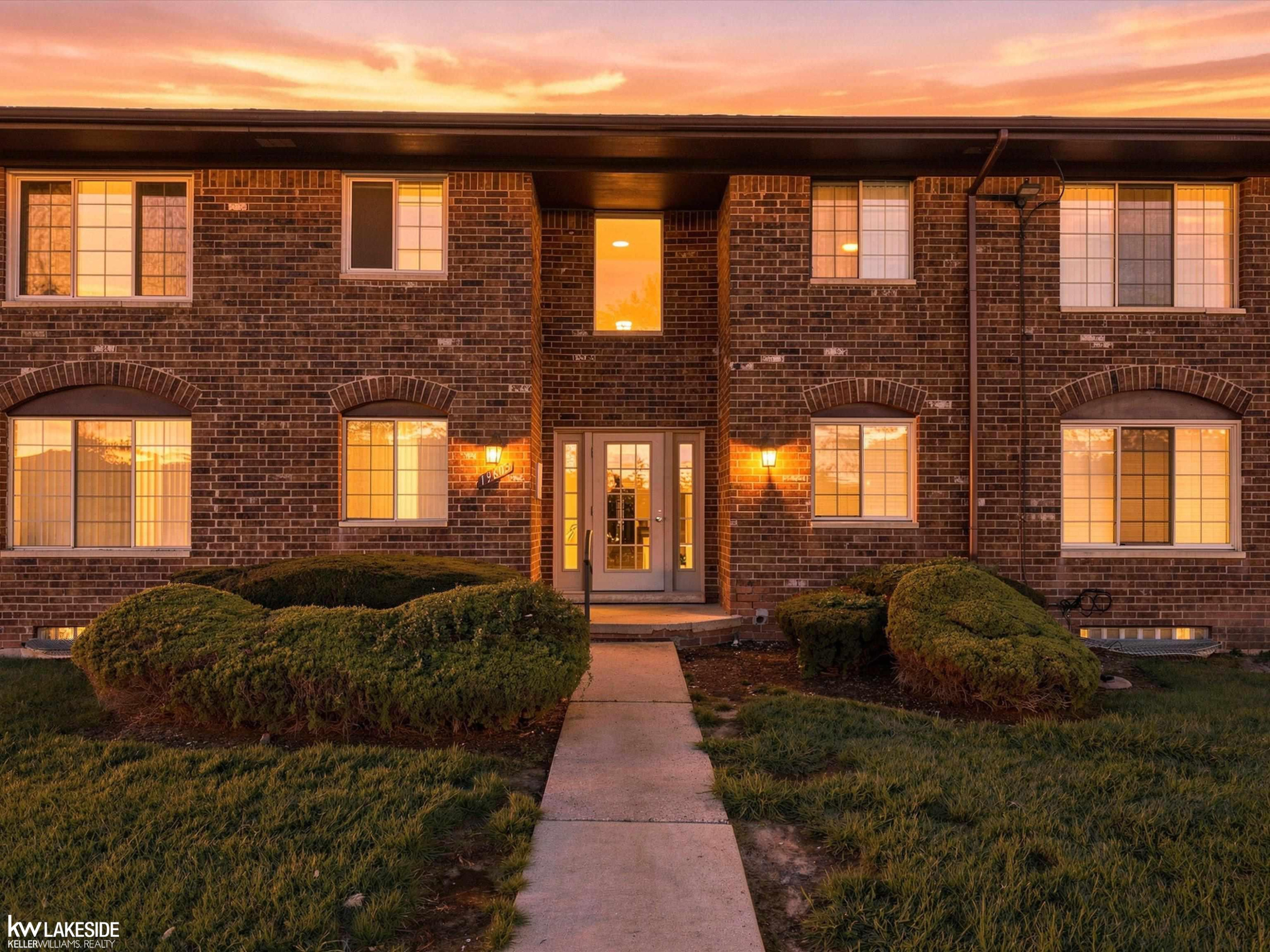 19603 W 12 Mile Road, Southfield, MI 48076