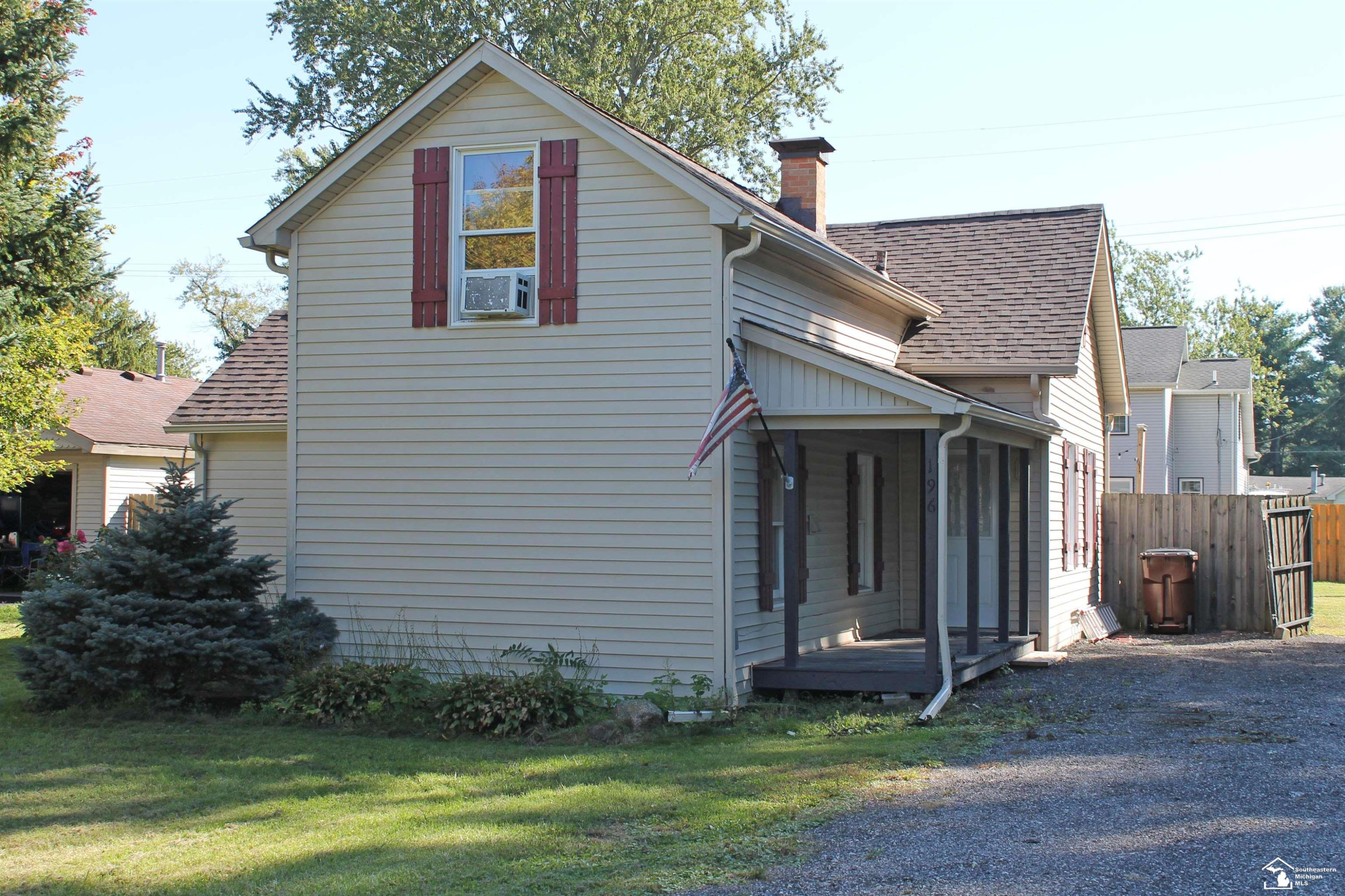 Photo 2