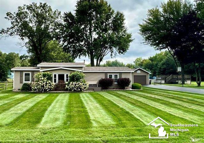 3501 W Erie Road, Temperance, MI 48182