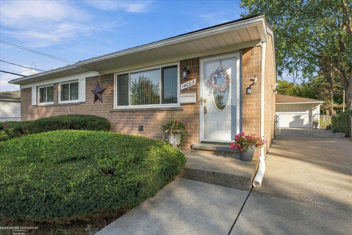 14023 Alger Avenue, Warren, MI 48088
