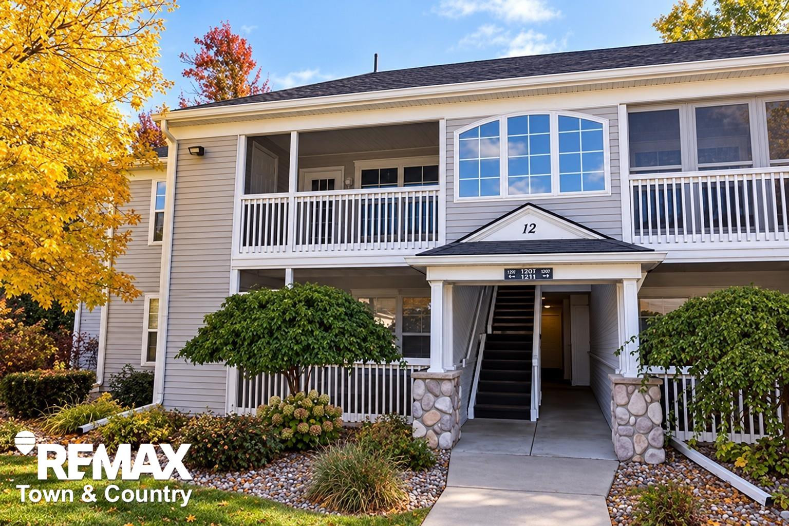 12292 Saint Andrews Way, Fenton, MI 48430