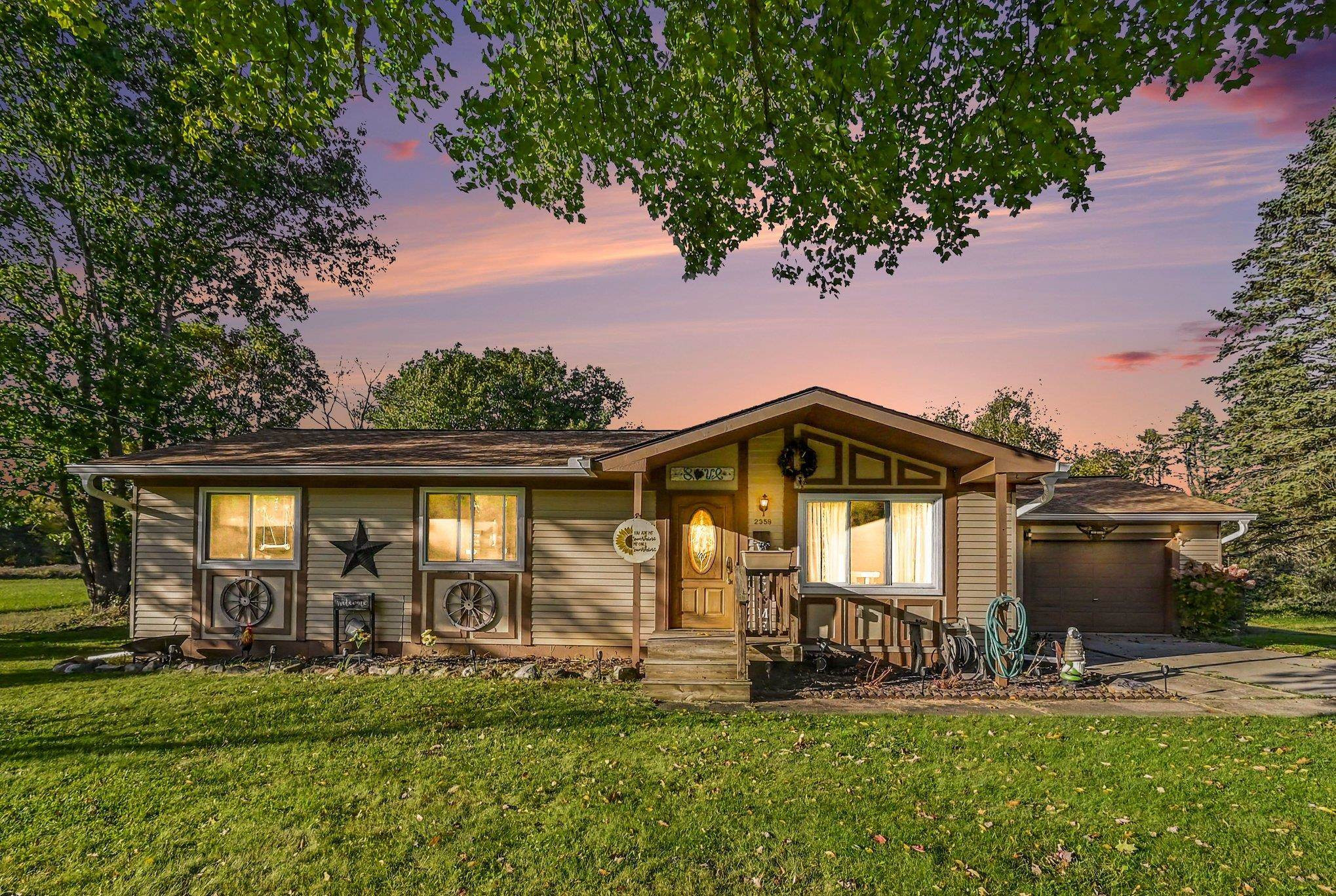 2359 Peppermill Road, Lapeer, MI 48446
