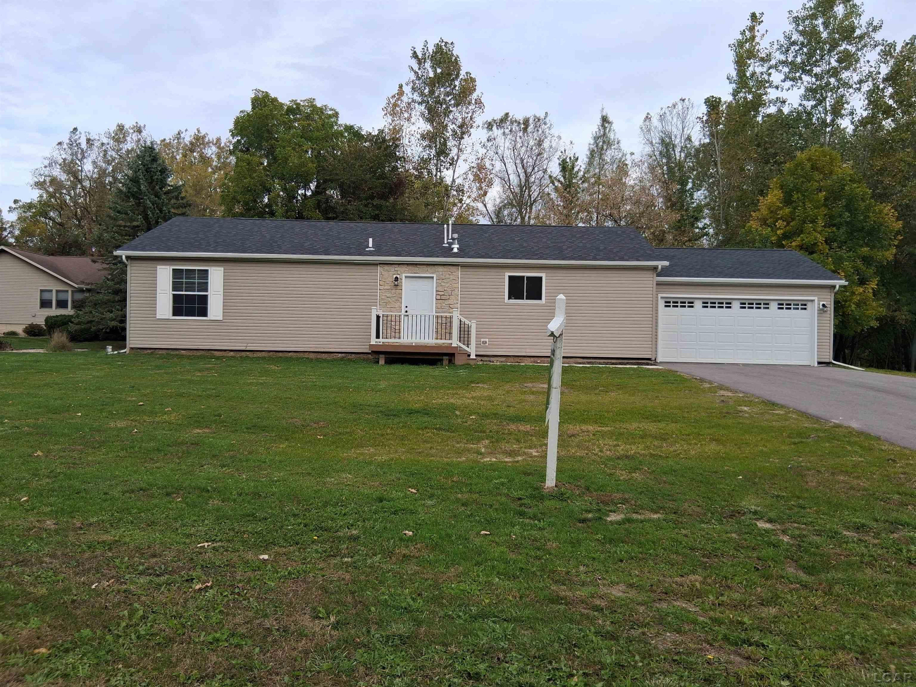 4760 Hooks Mill Road, Adrian, MI 49221