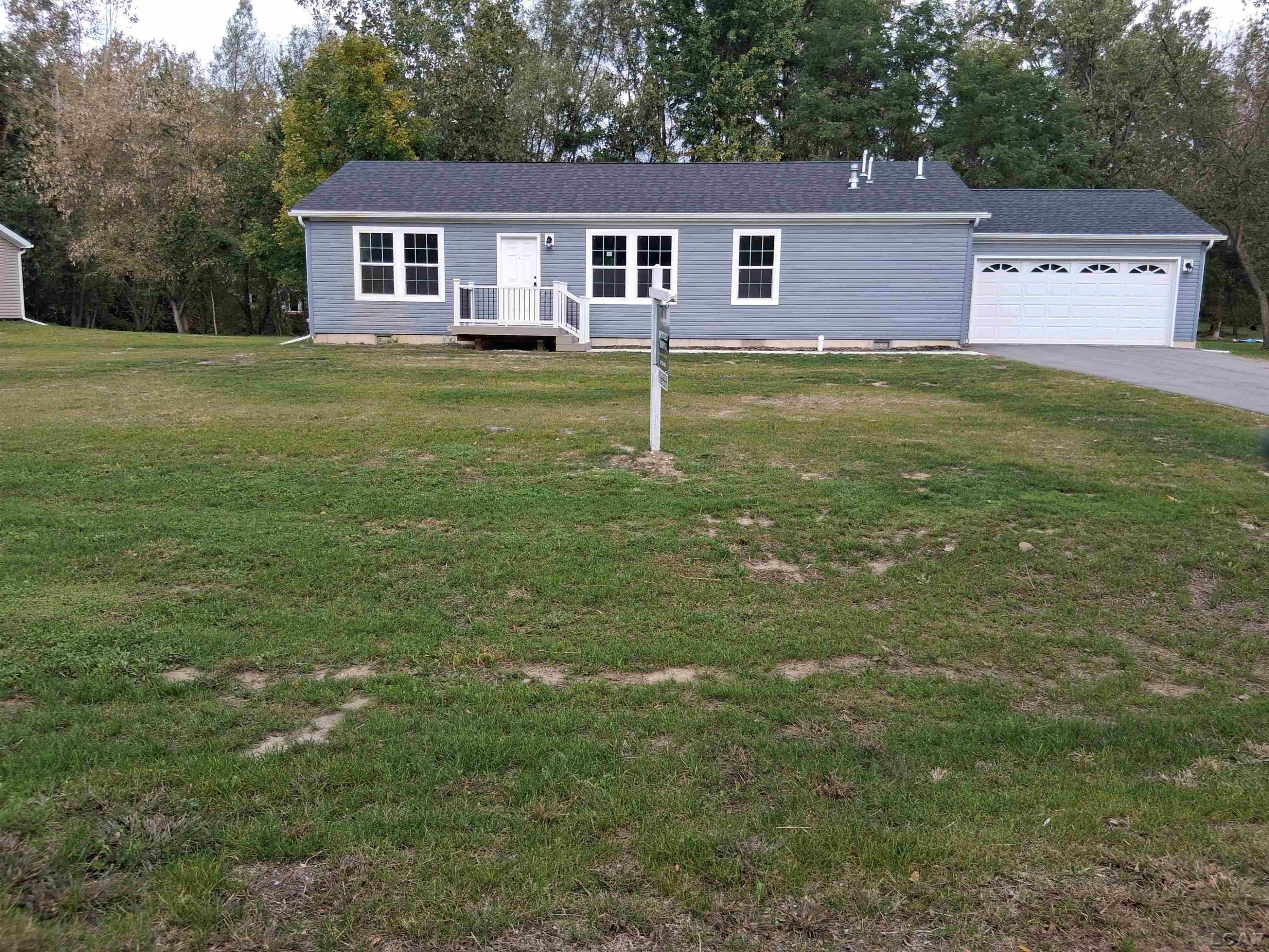 4762 Hooks Mill Drive, Adrian, MI 49221