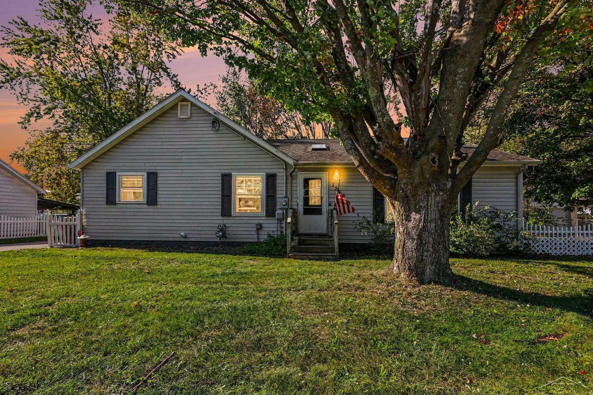 1283 Graf Street, Muskegon, MI 49442