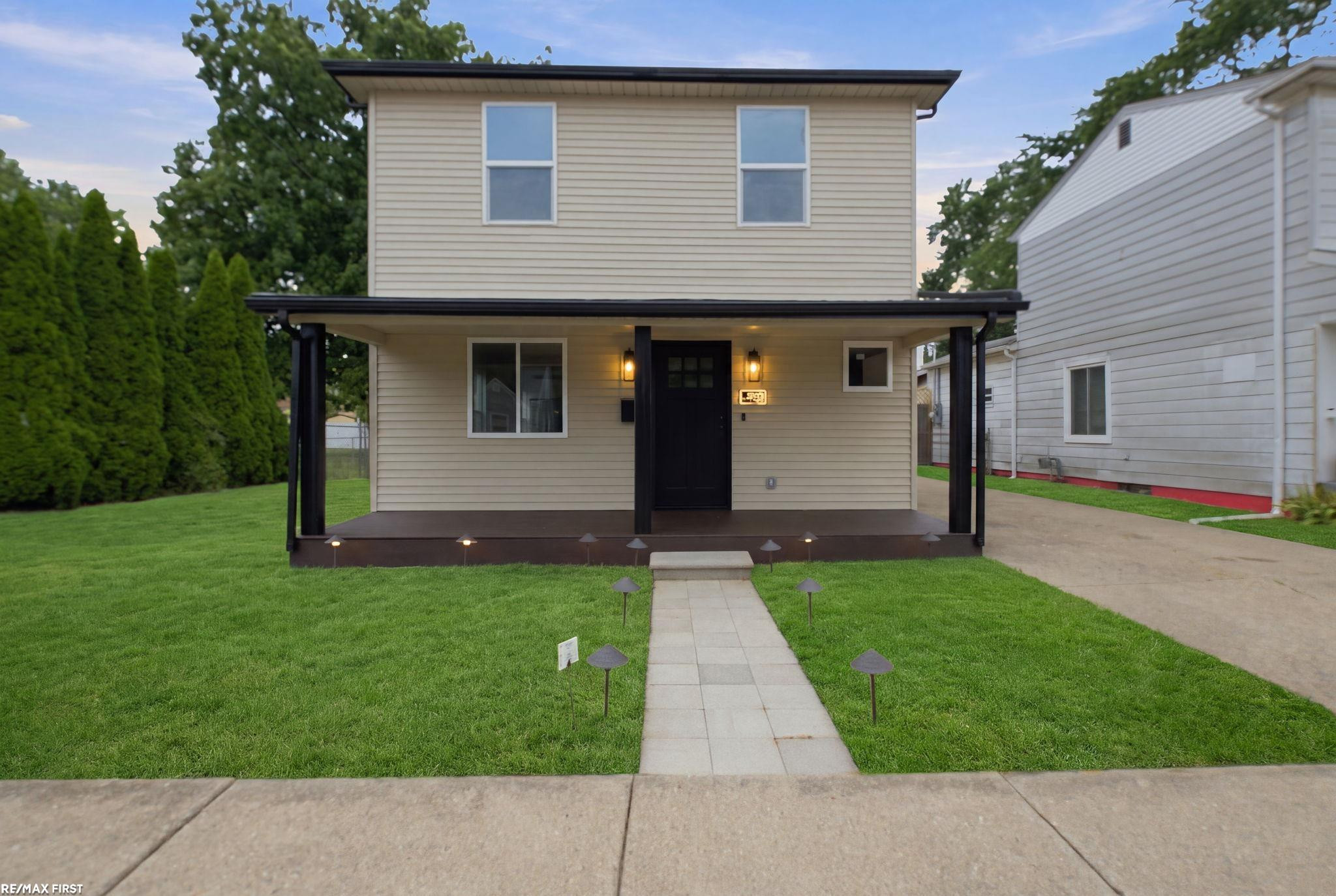 28751 Maple Street, Roseville, MI 48066
