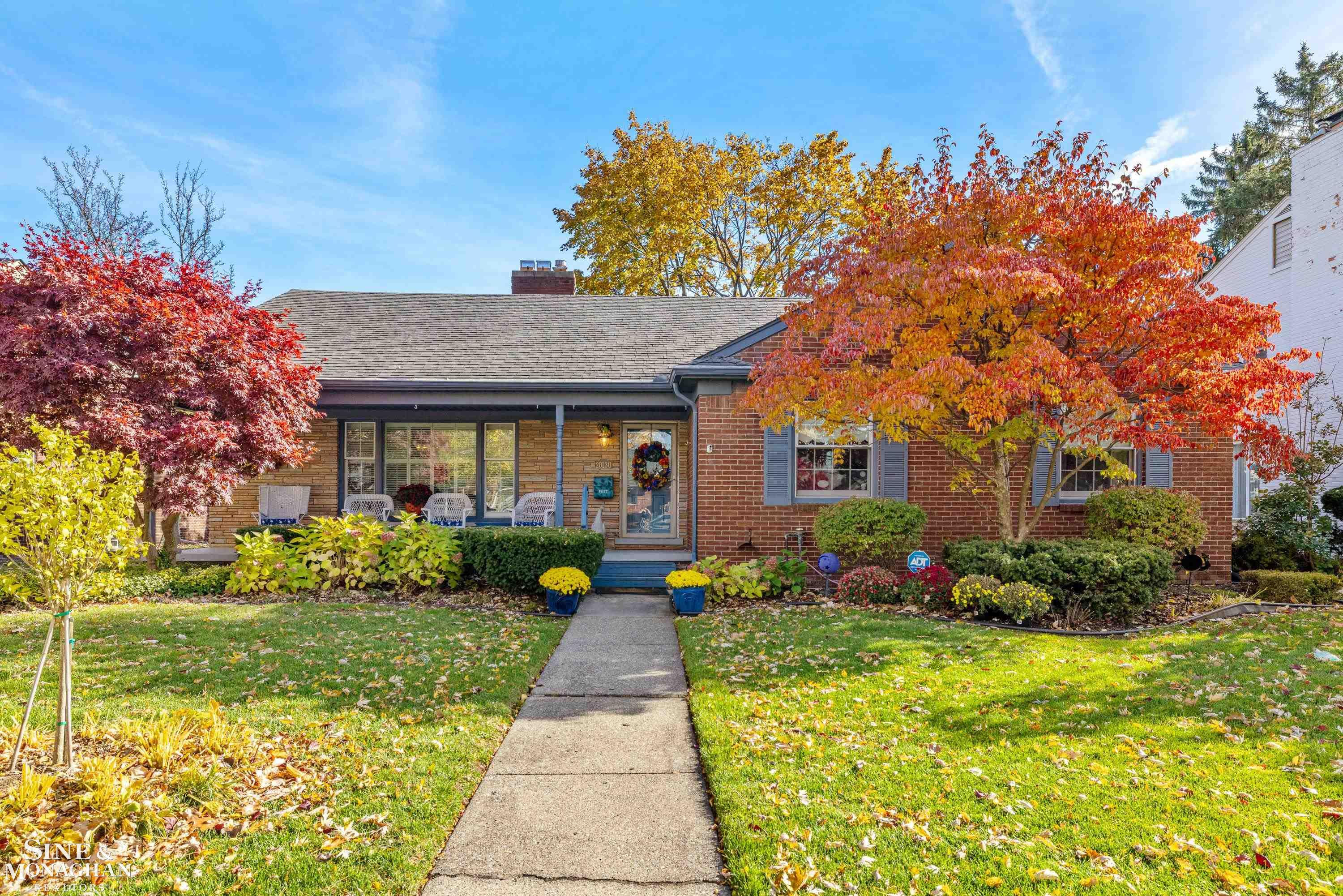 20130 Fairway Drive, Grosse Pointe Woods, MI 48236