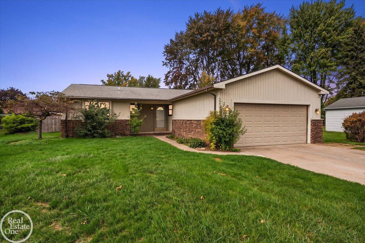 42125 Bobjean Street, Sterling Heights, MI 48314
