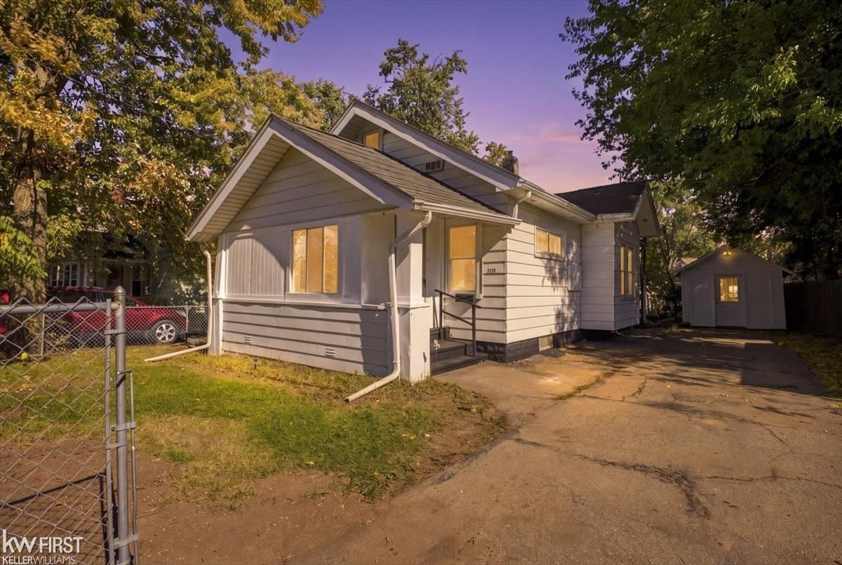 3465 Barnes Avenue, Burton, MI 48529