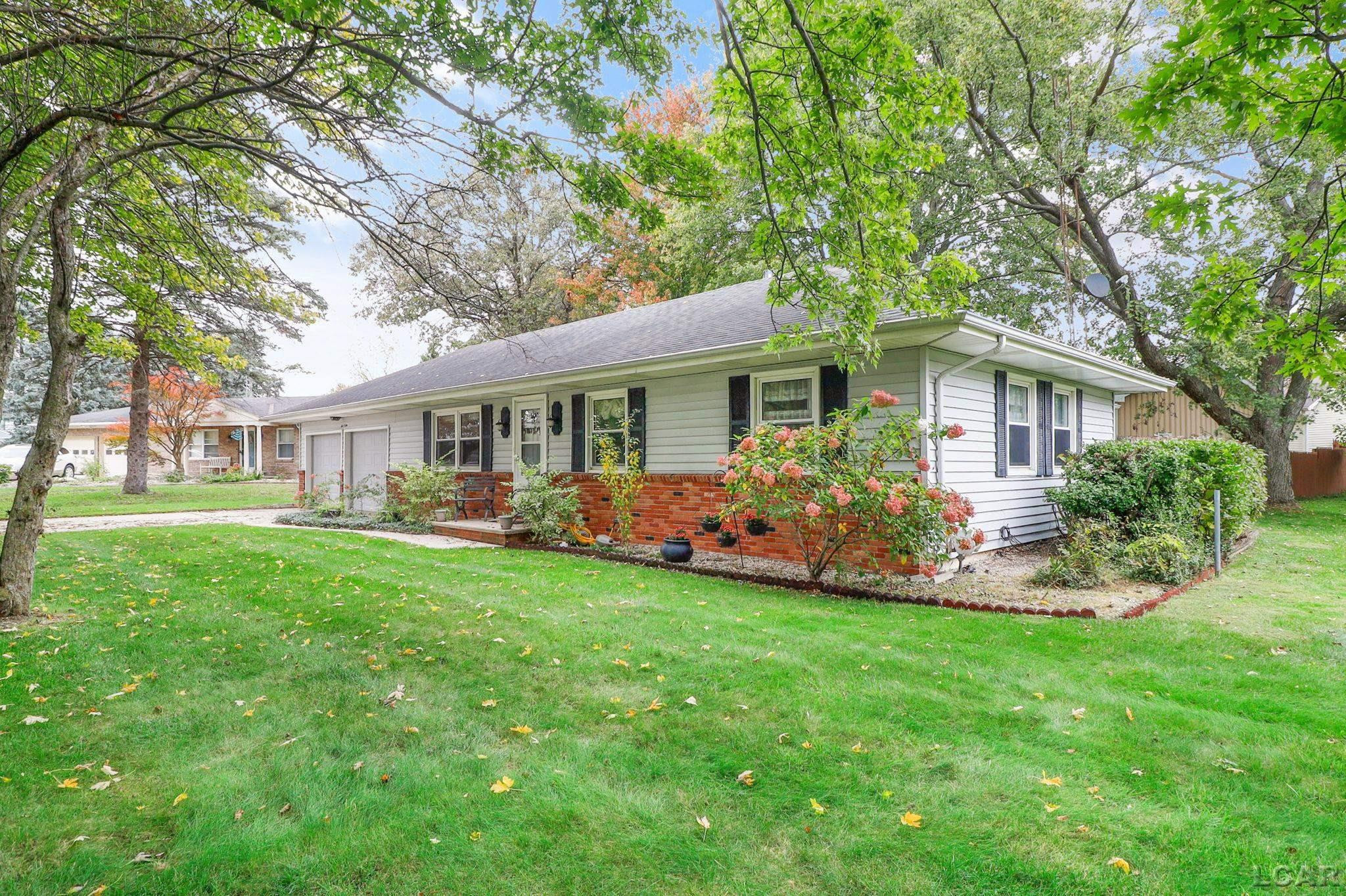 205 Canterbury Drive, Blissfield, MI 49228