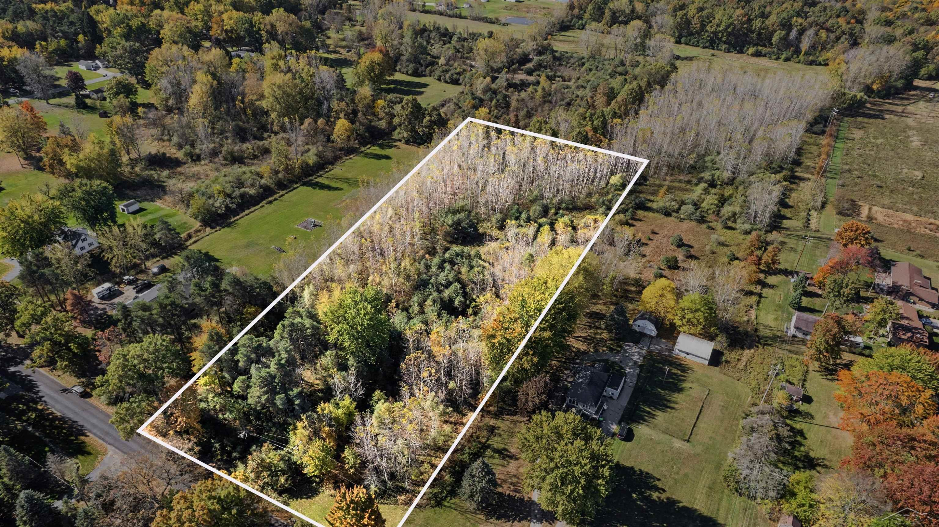 2316 Weigl Road, Saginaw, MI 48609