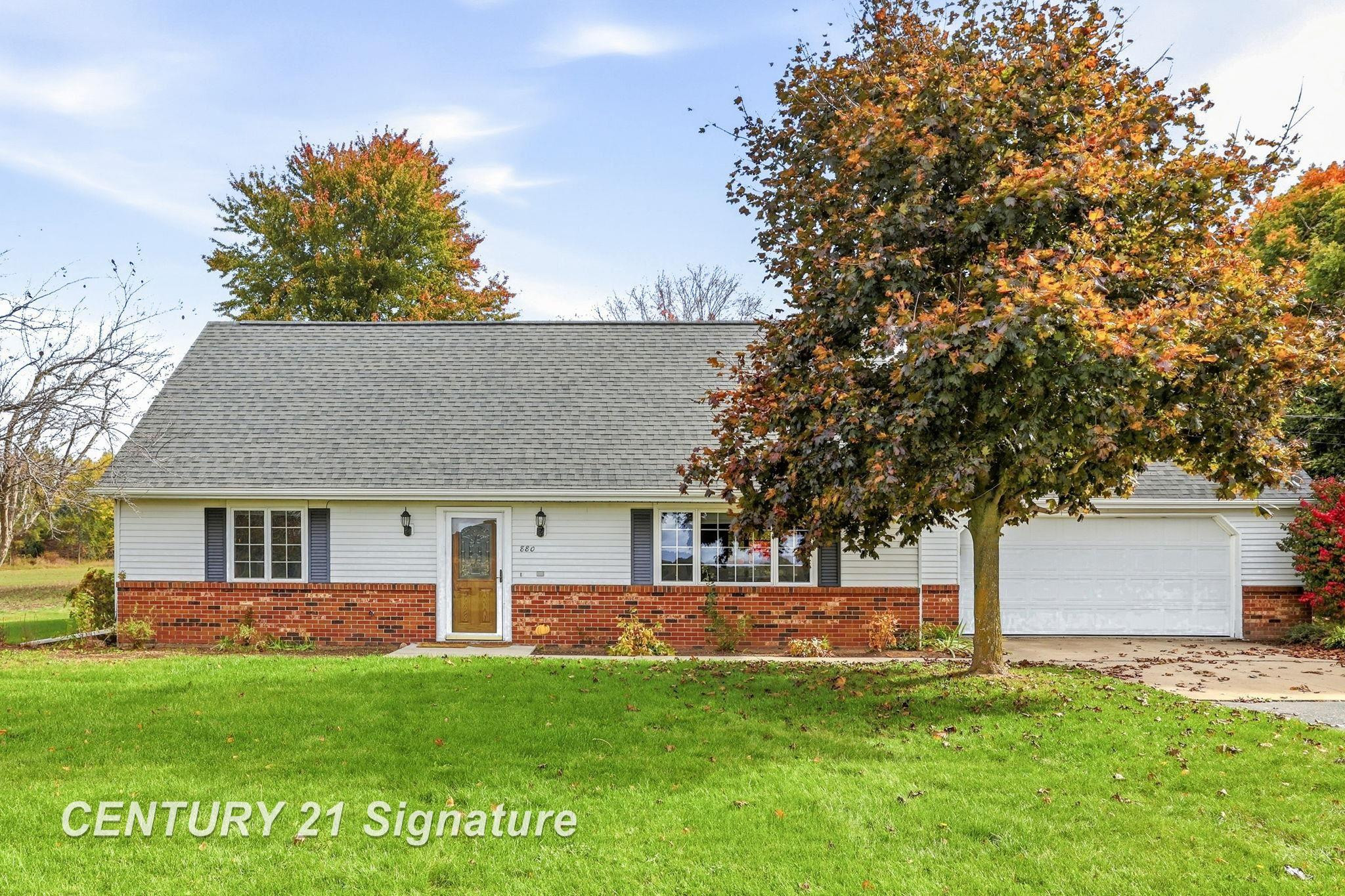 880 N Thomas Road, Saginaw, MI 48609