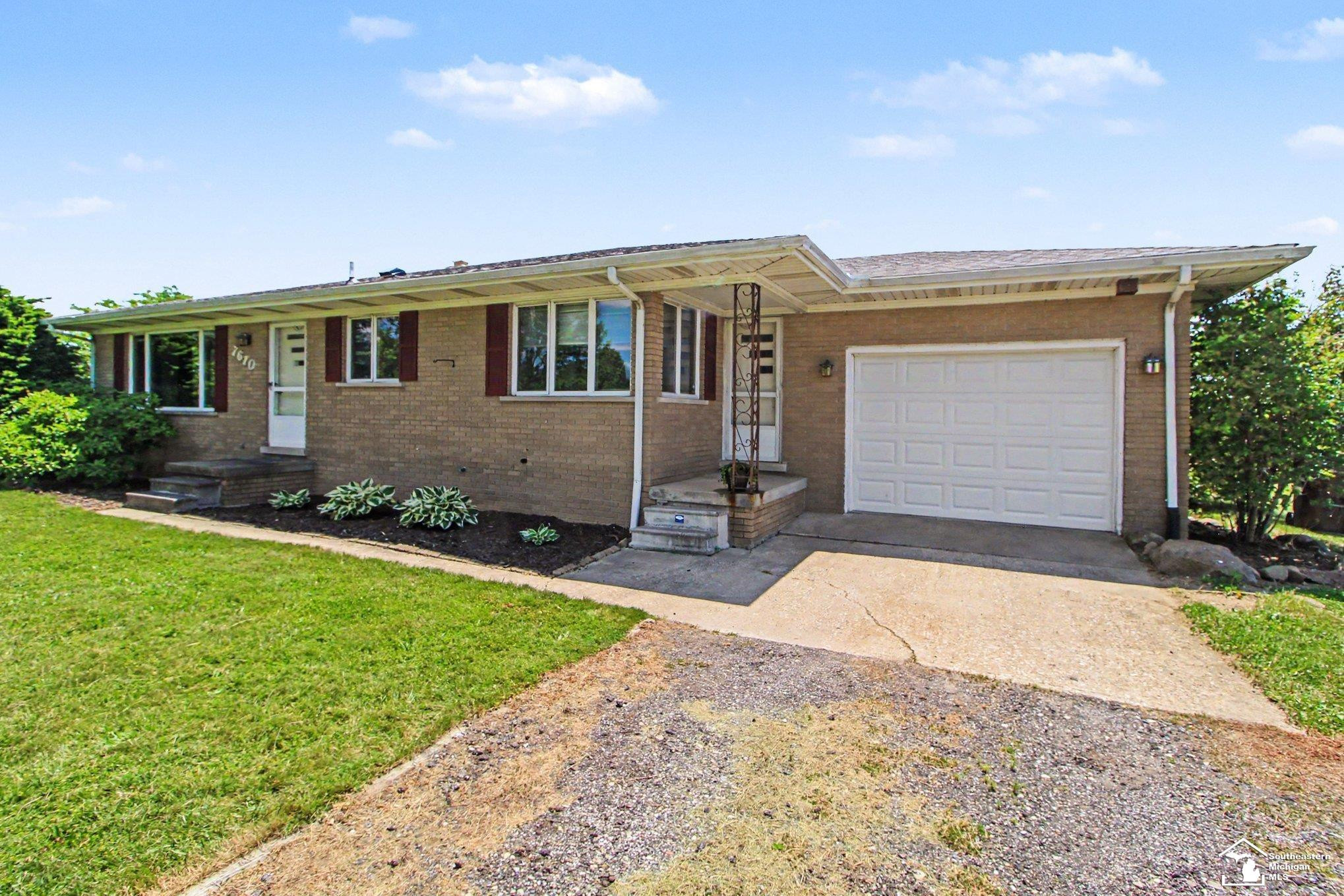7610 Willis Road, Ypsilanti, MI 48197