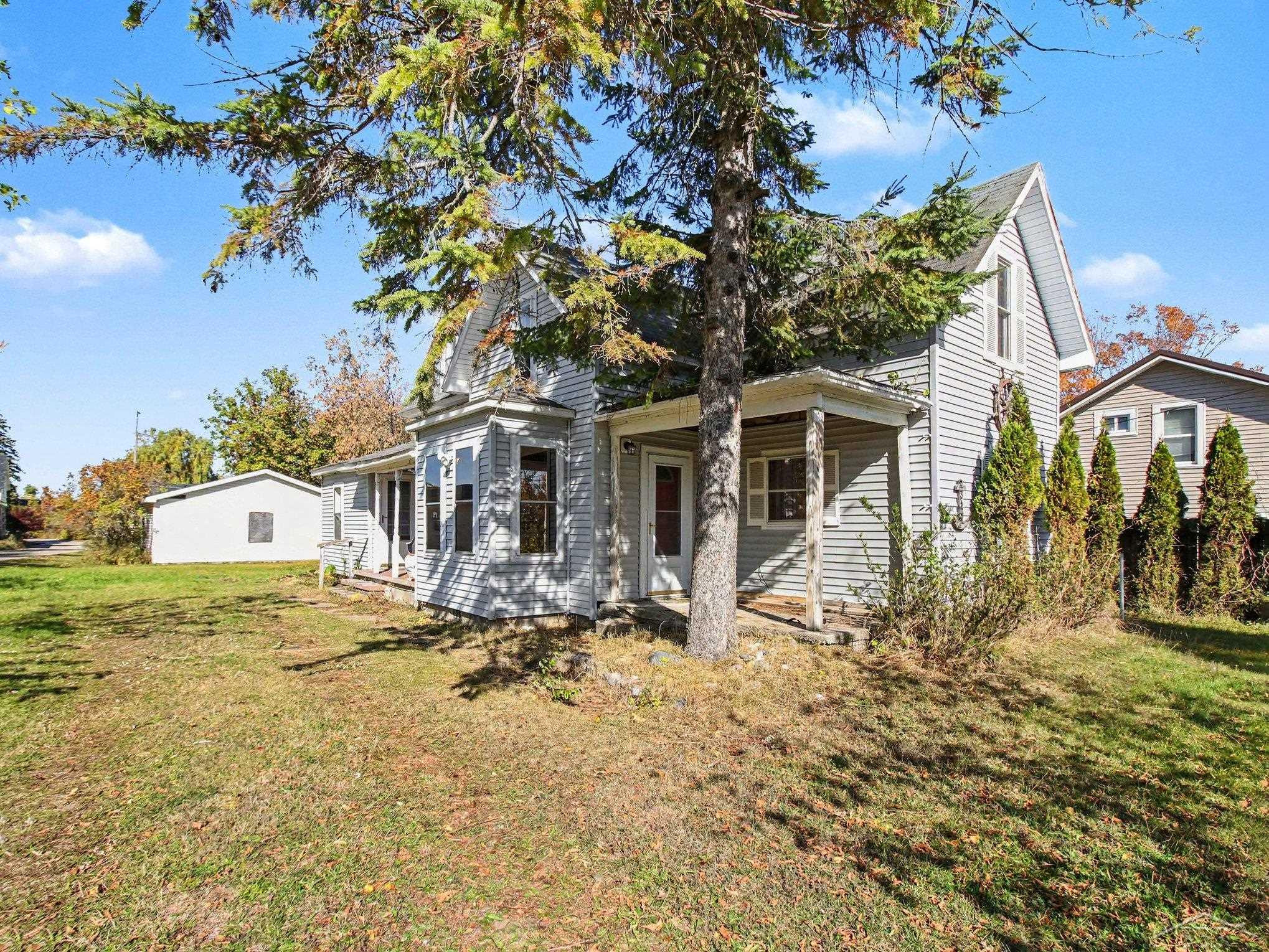 Property photo for 319 Bellant Street, Cheboygan, MI 49721